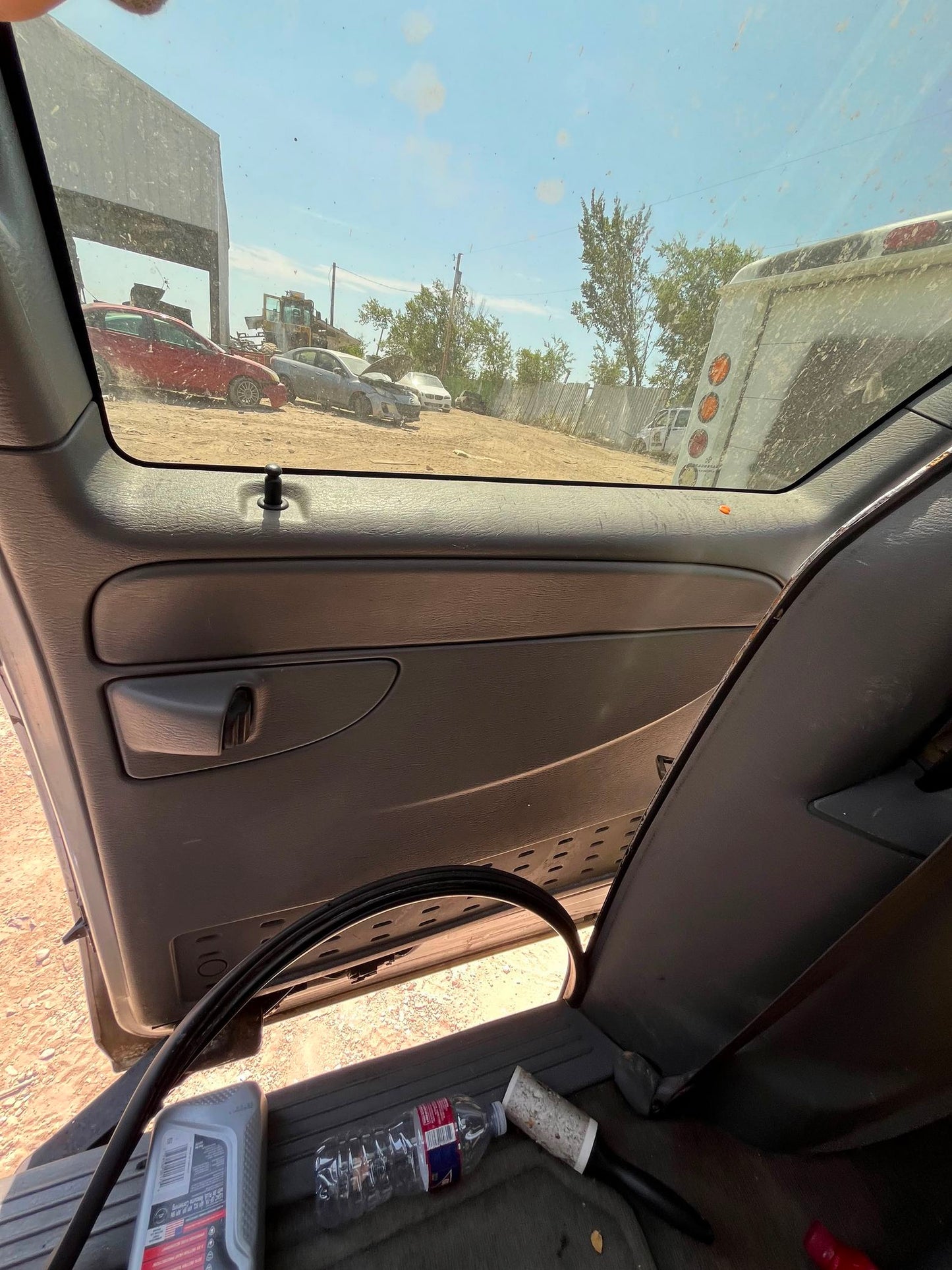 Vent Window Glass Front Driver Side 2001 - 2007 Chrysler Town and Country