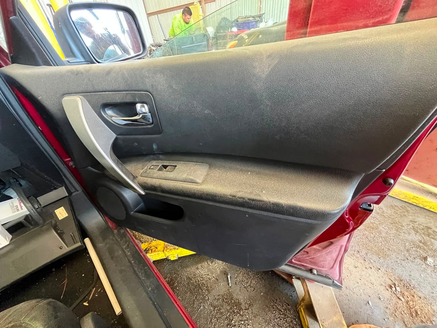 Hood 2008 - 2013 Nissan Rogue