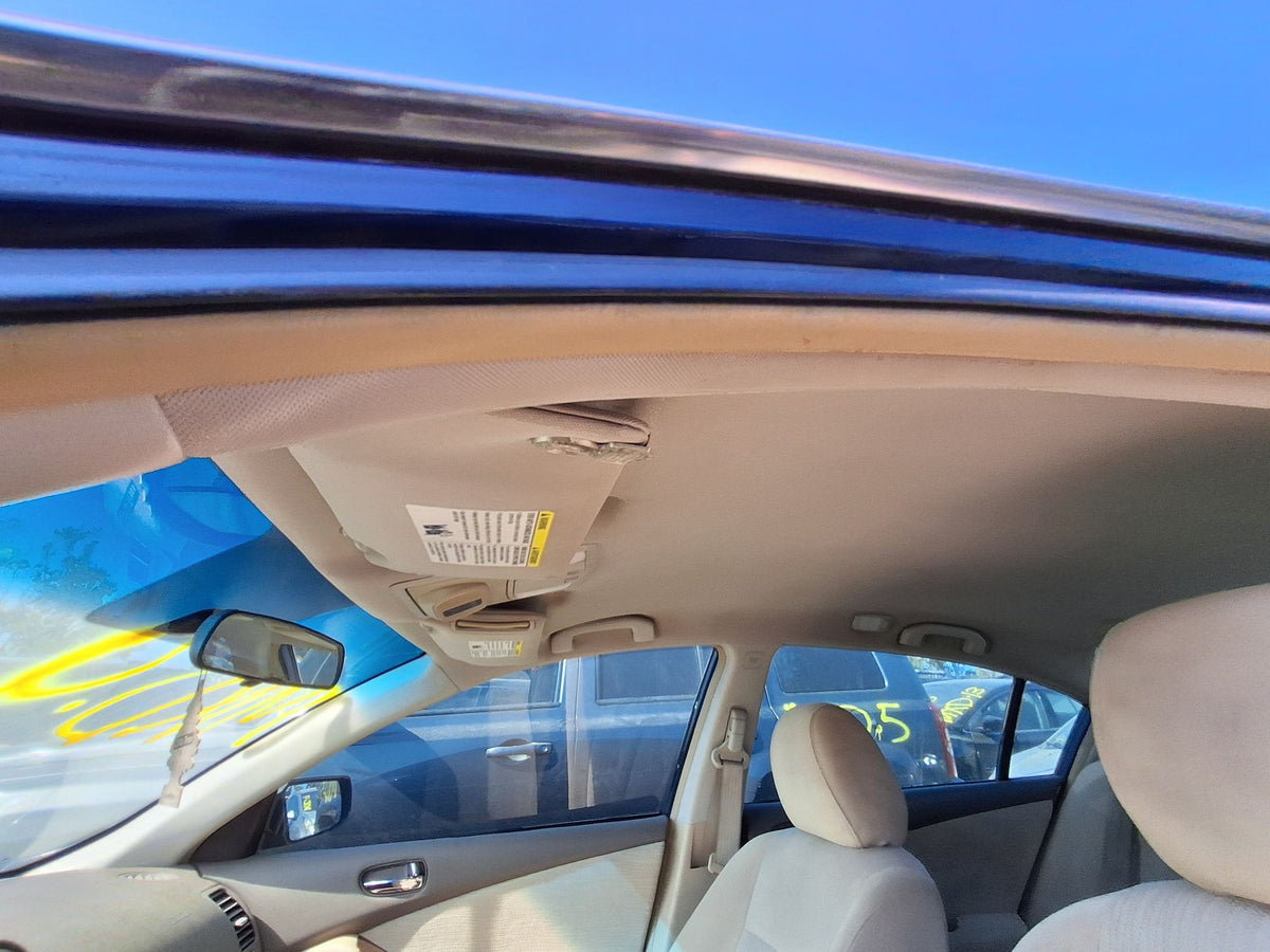 Tail Light Trunk Lid Driver Side 2007 - 2012 Nissan Altima