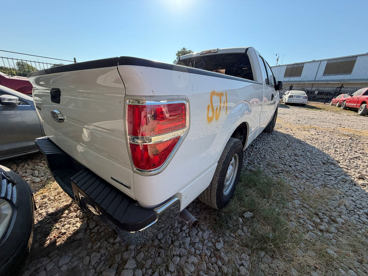Window Motor Front Driver Side 2009 - 2014 Ford F-150