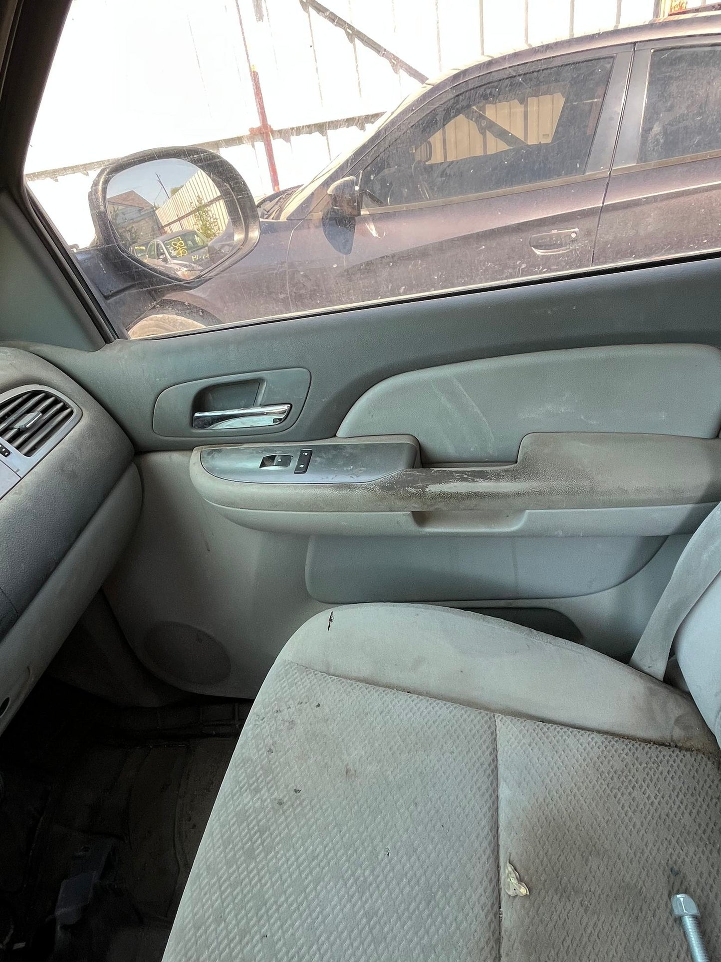 Running Board Driver Side 2007 - 2014 Chevrolet Tahoe