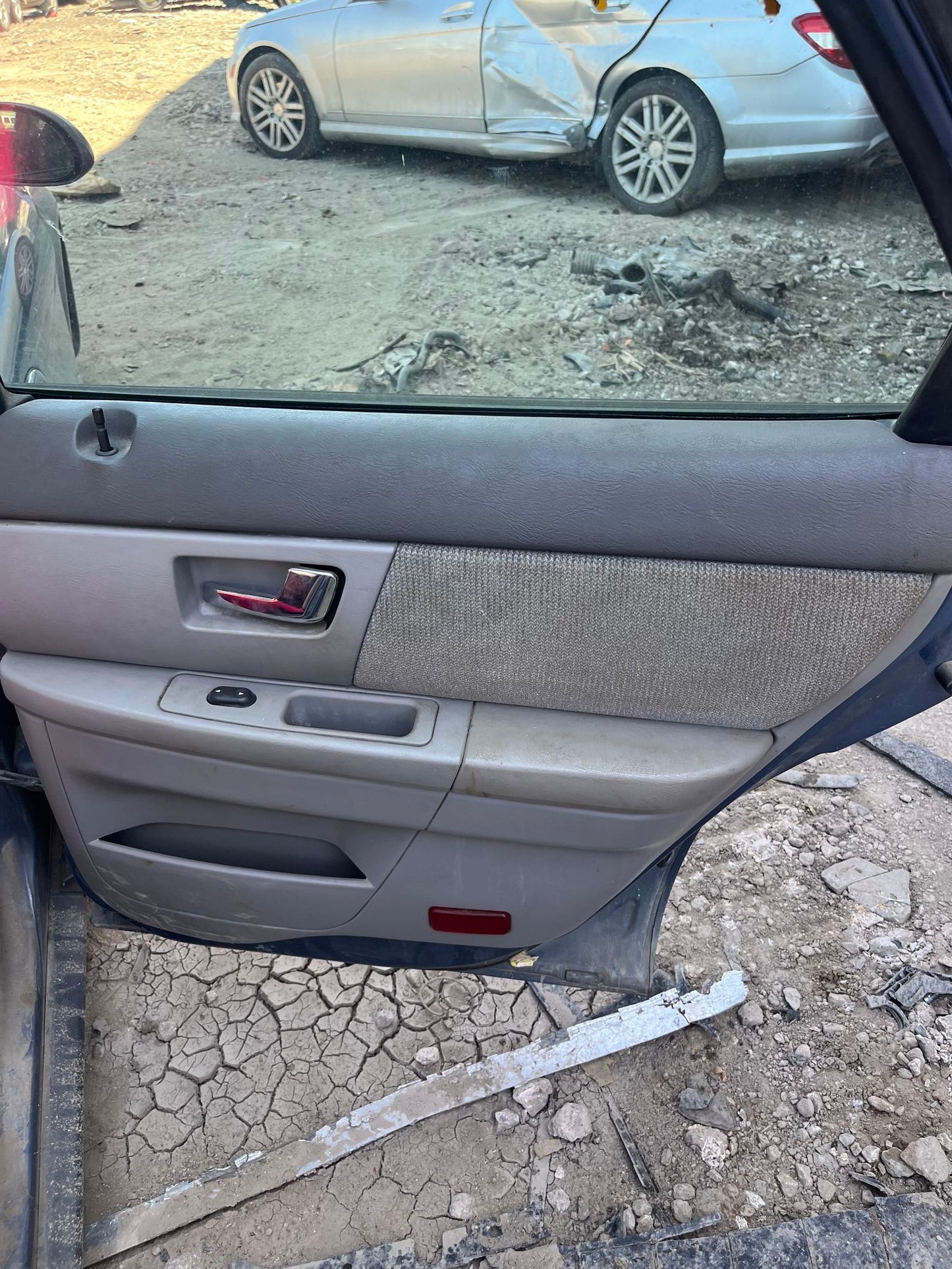 Interior Door Handle Front Passenger Side 2000 - 2007 Ford Taurus