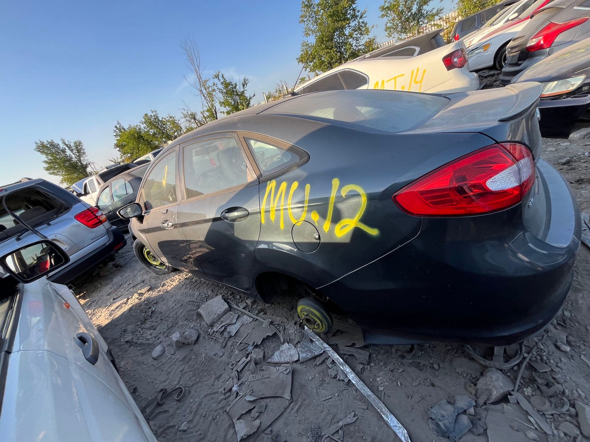 Seat Belt Rear Center 2011 - 2019 Ford Fiesta