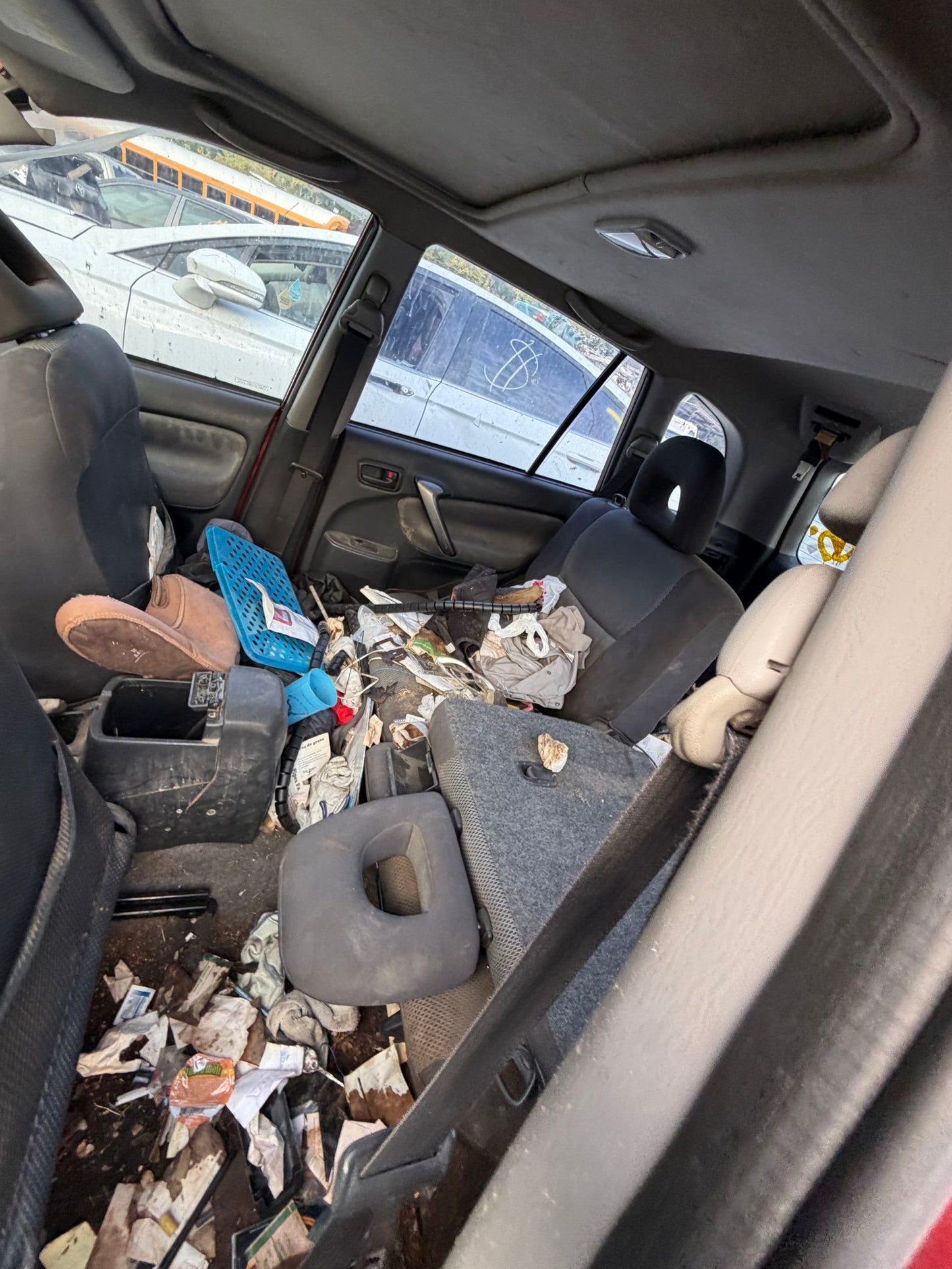 Door Window Glass Rear Passenger Side 2001 - 2005 Toyota RAV4