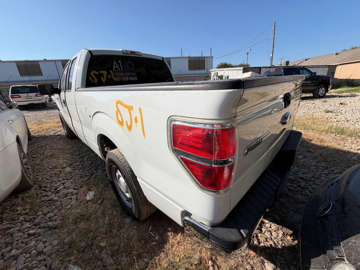 A-Pillar Trim Panel Passenger Side 2009 - 2014 Ford F-150