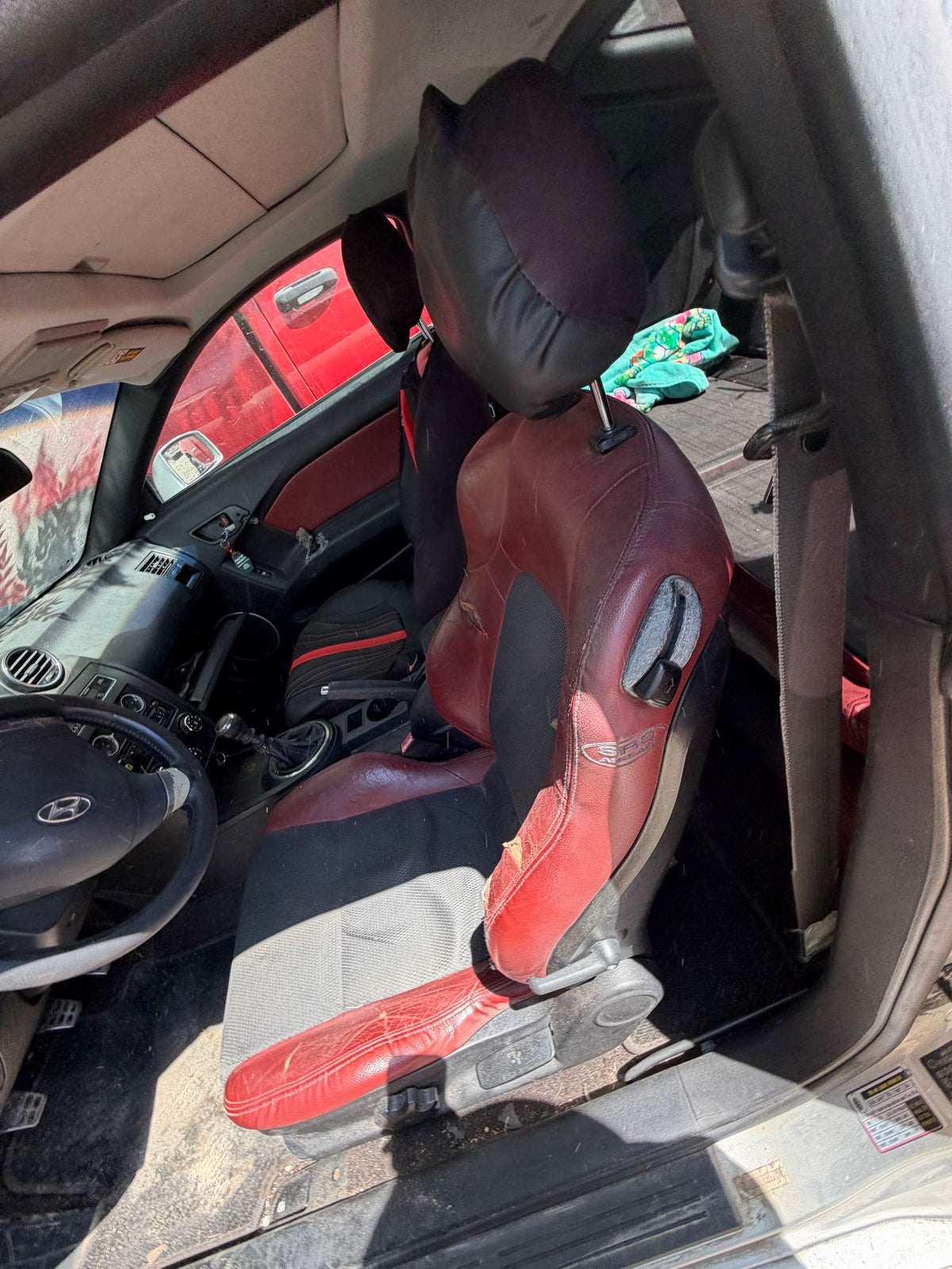 Shock Absorber Rear Driver Side 2003 - 2008 Hyundai Tiburon