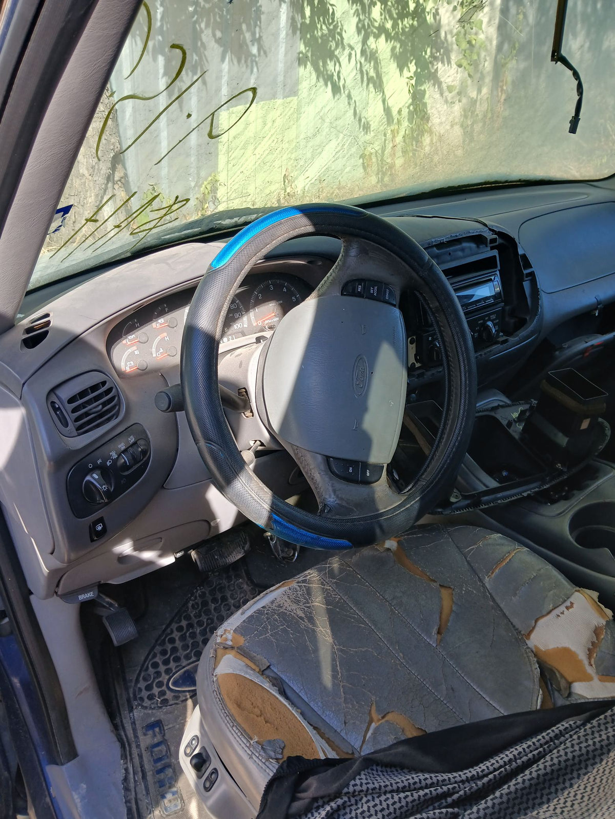 Door Latch Rear Driver Side 1997 - 2002 Ford Expedition
