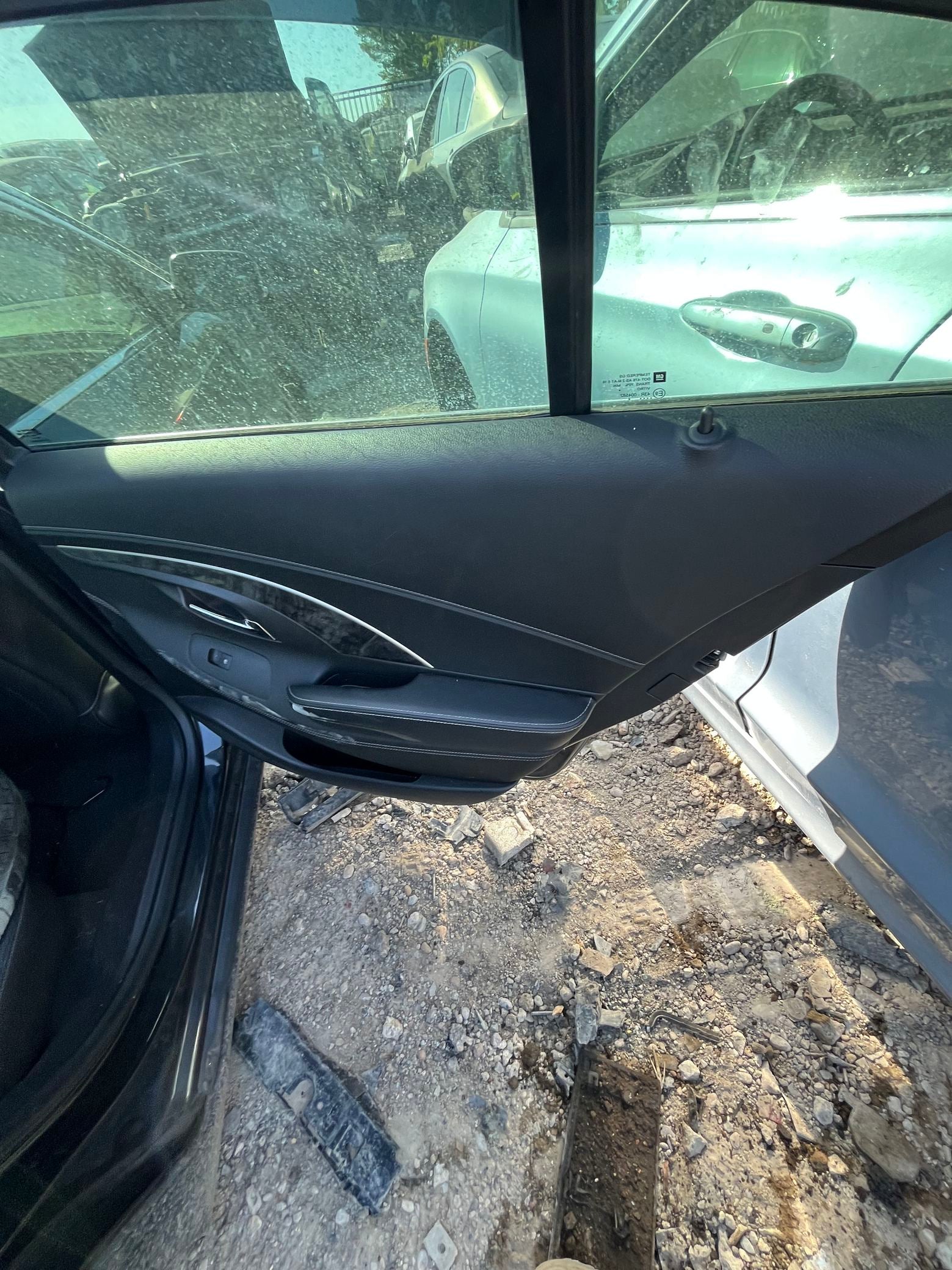Door Window Glass Front Driver Side 2010 - 2016 Buick LaCrosse