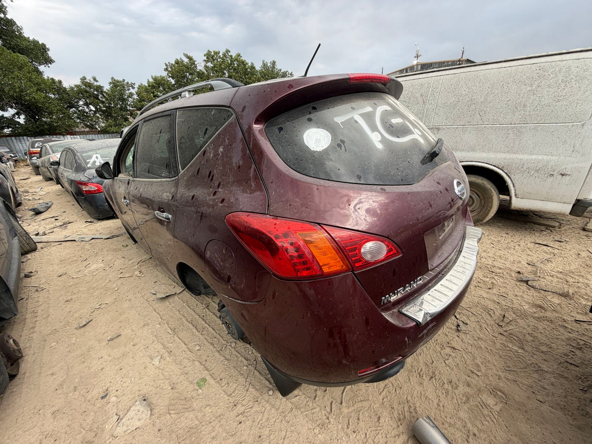 Tail Light Outer Driver Side 2009 - 2014 Nissan Murano