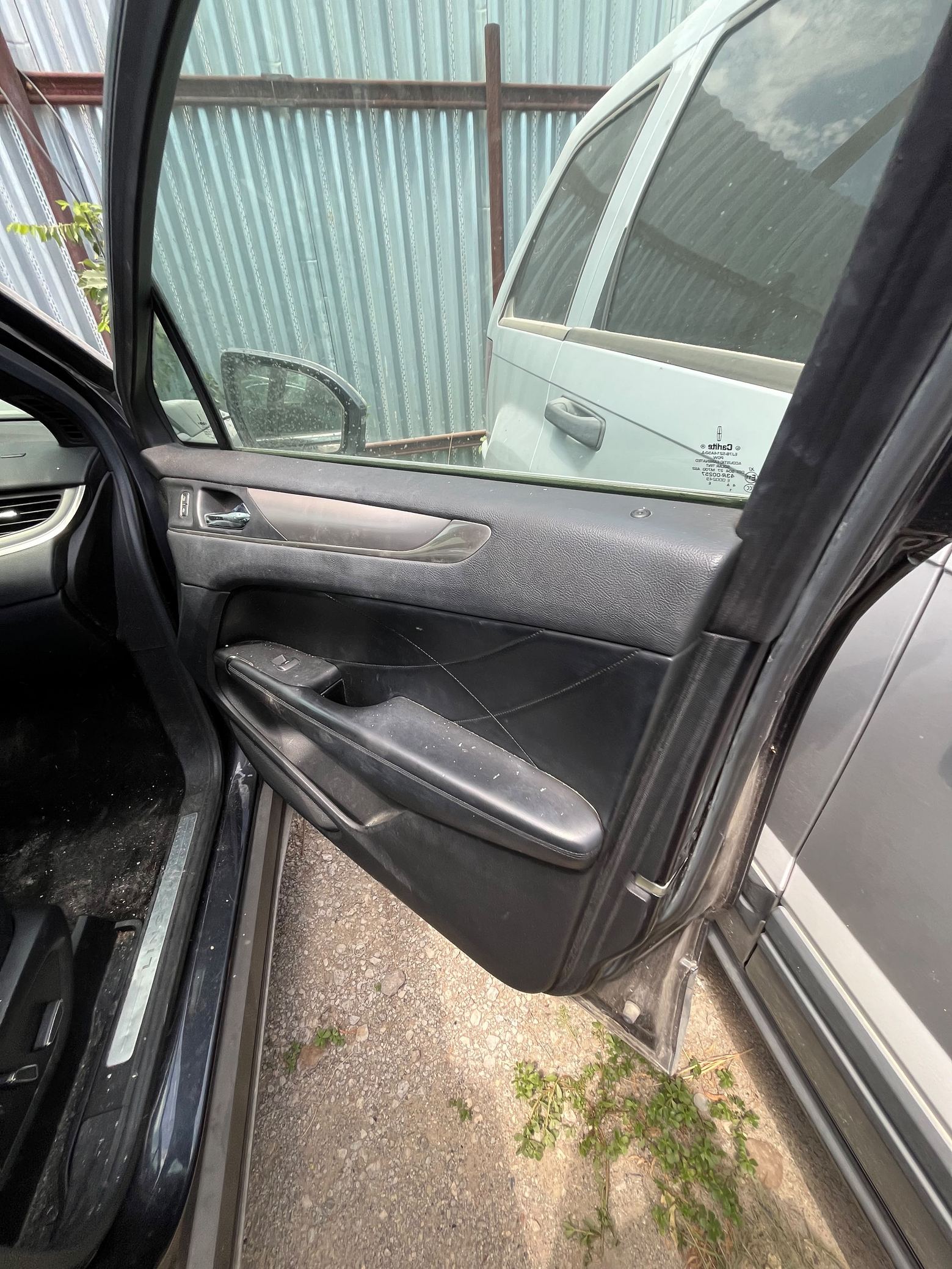 Center Console 2015 - 2019 Lincoln MKC