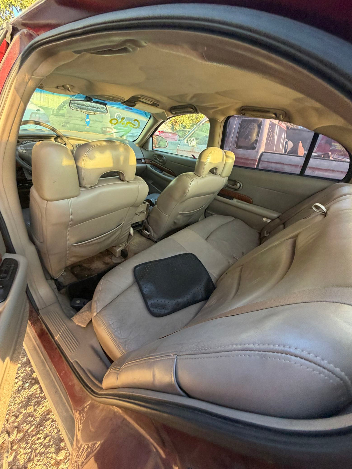 Door Window Glass Front Driver Side 2000 - 2005 Buick LeSabre