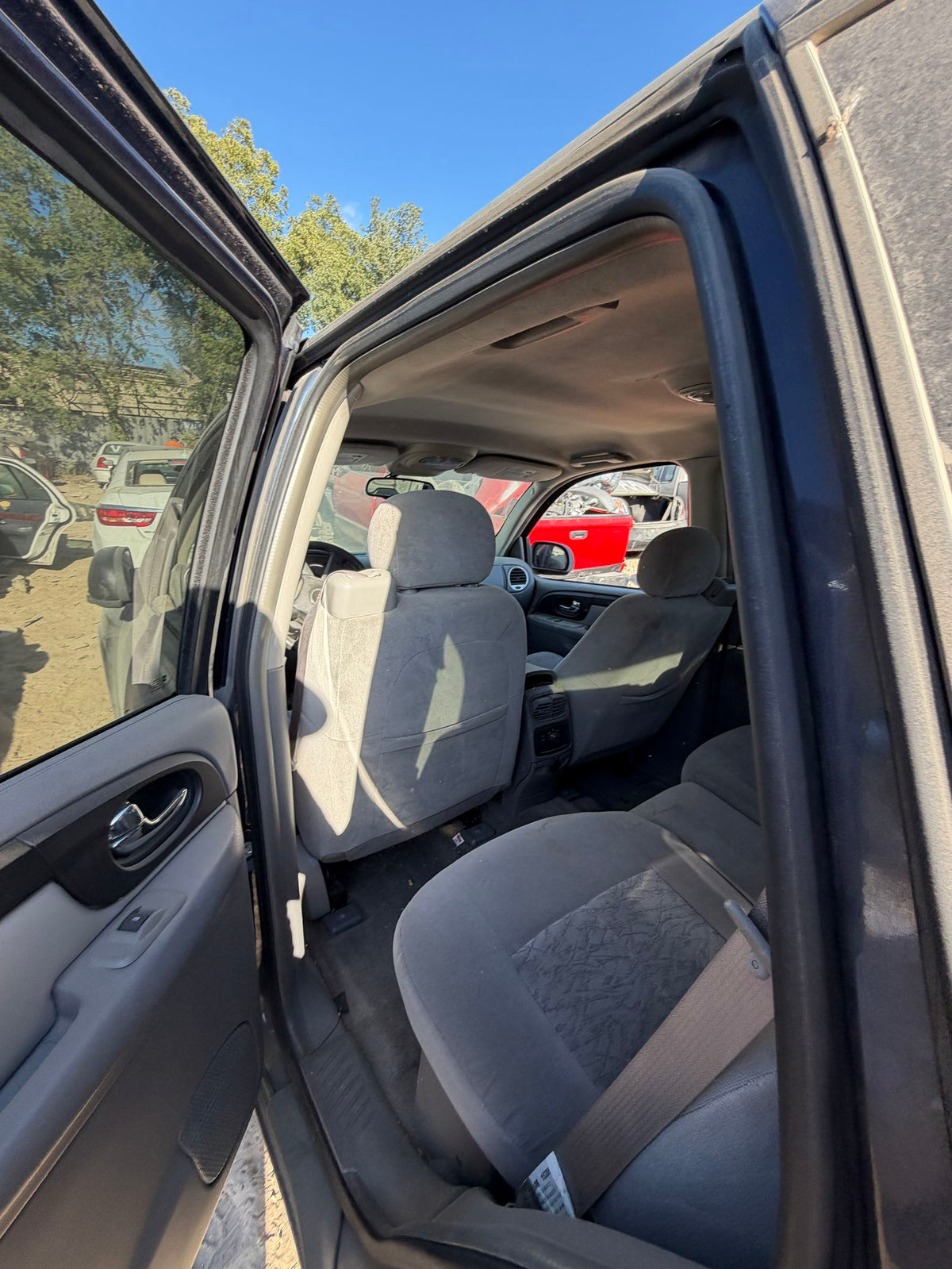 Seat Belt Front Driver Side 2002 - 2009 GMC Envoy