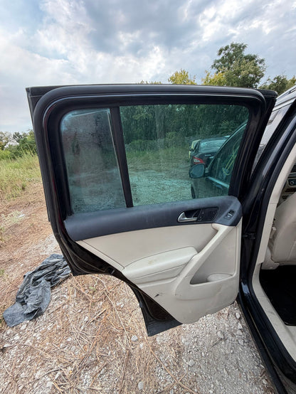 Strut Front Driver Side 2009 - 2017 Volkswagen Tiguan