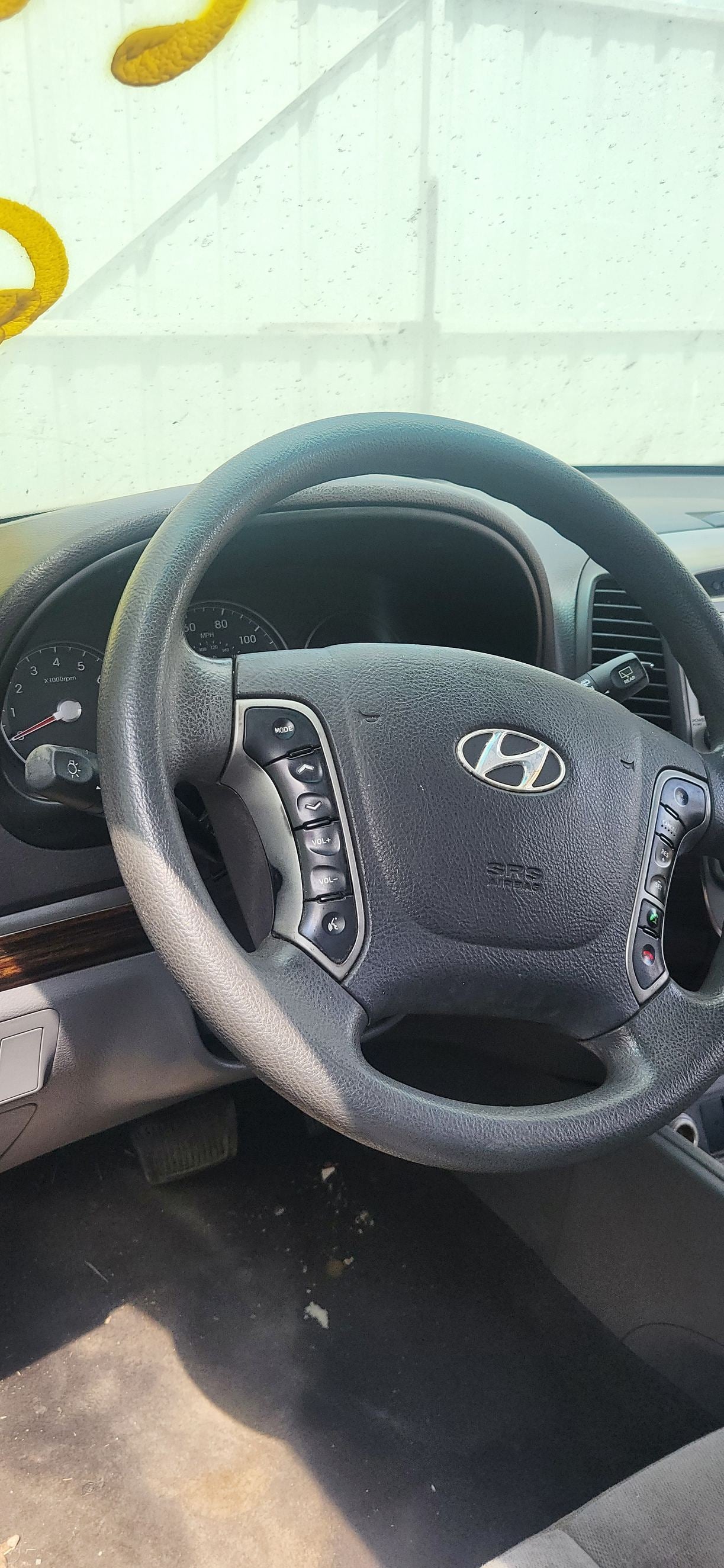 Door Trim Panel Front Driver Side 2007 - 2012 Hyundai Santa Fe