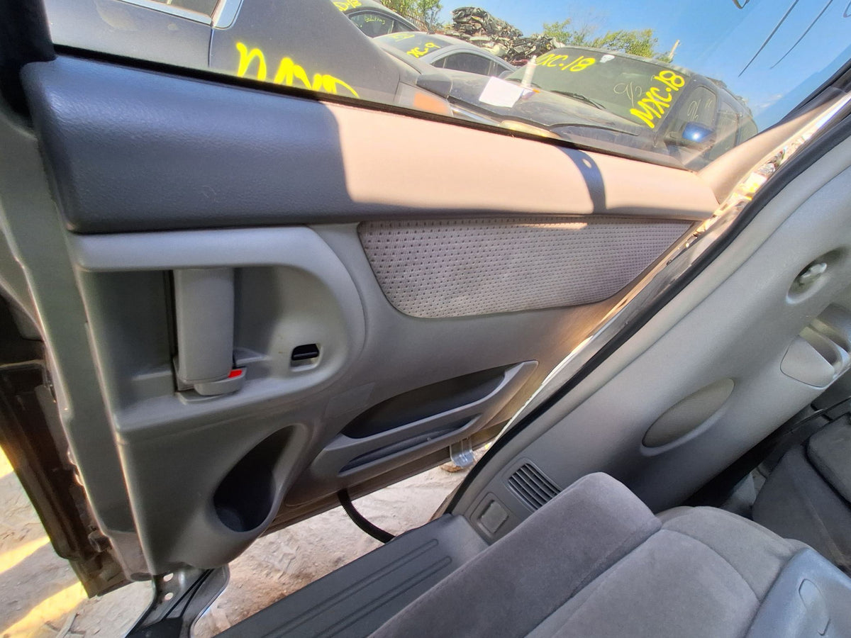 Grille 2004 - 2010 Toyota Sienna