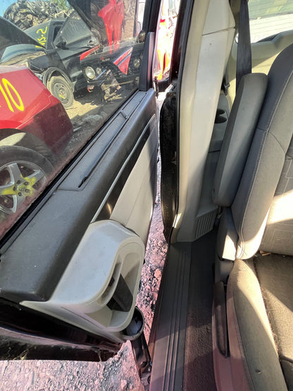 Steering Knuckle Front Passenger Side 2009 - 2013 Volkswagen Routan