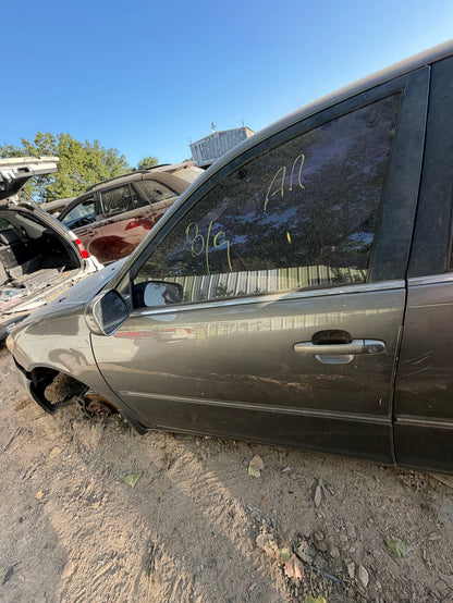 Brake Caliper Rear Driver Side 2002 - 2006 Toyota Camry