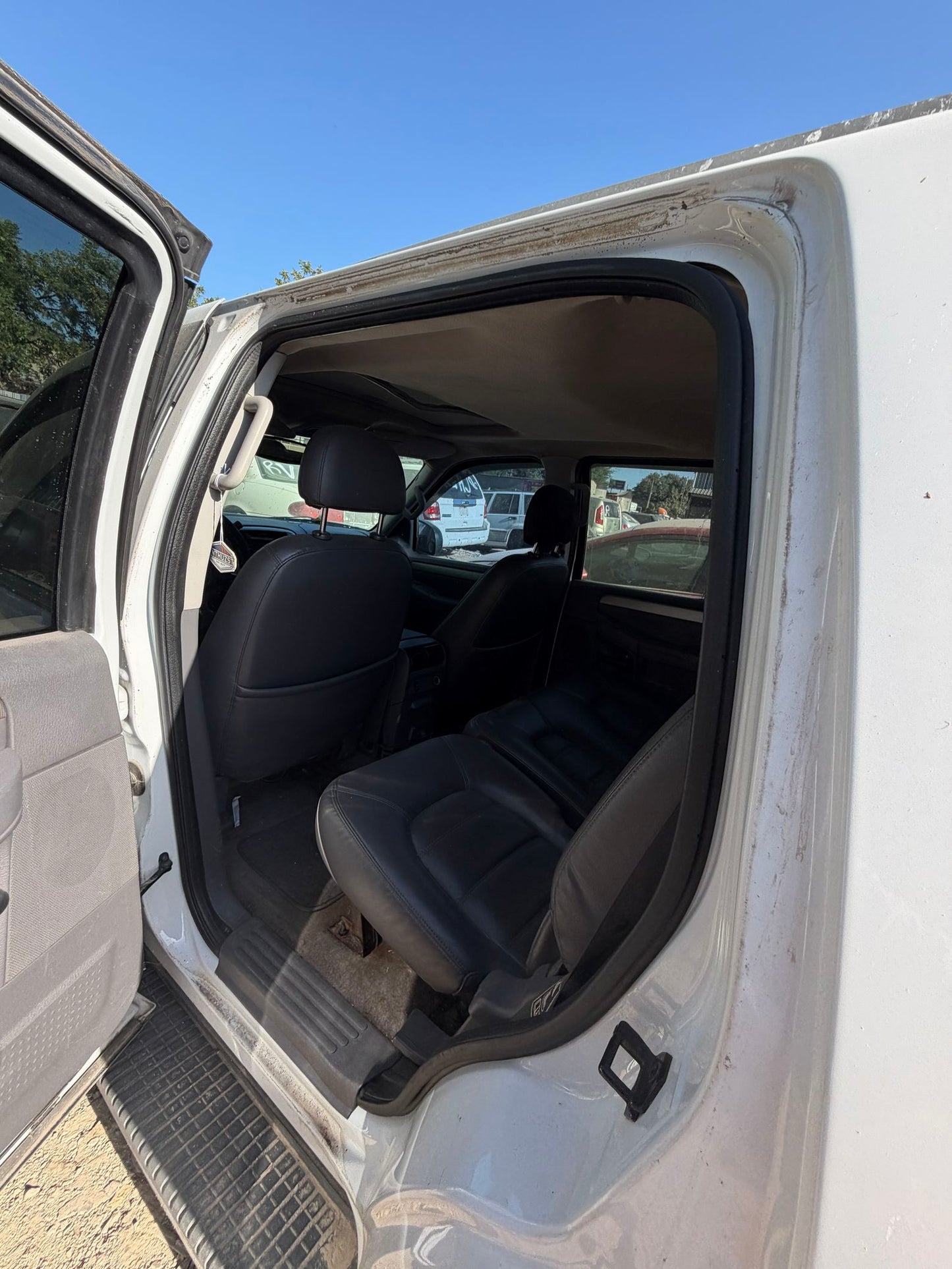 Brake Caliper Rear Driver Side 2002 - 2005 Ford Explorer