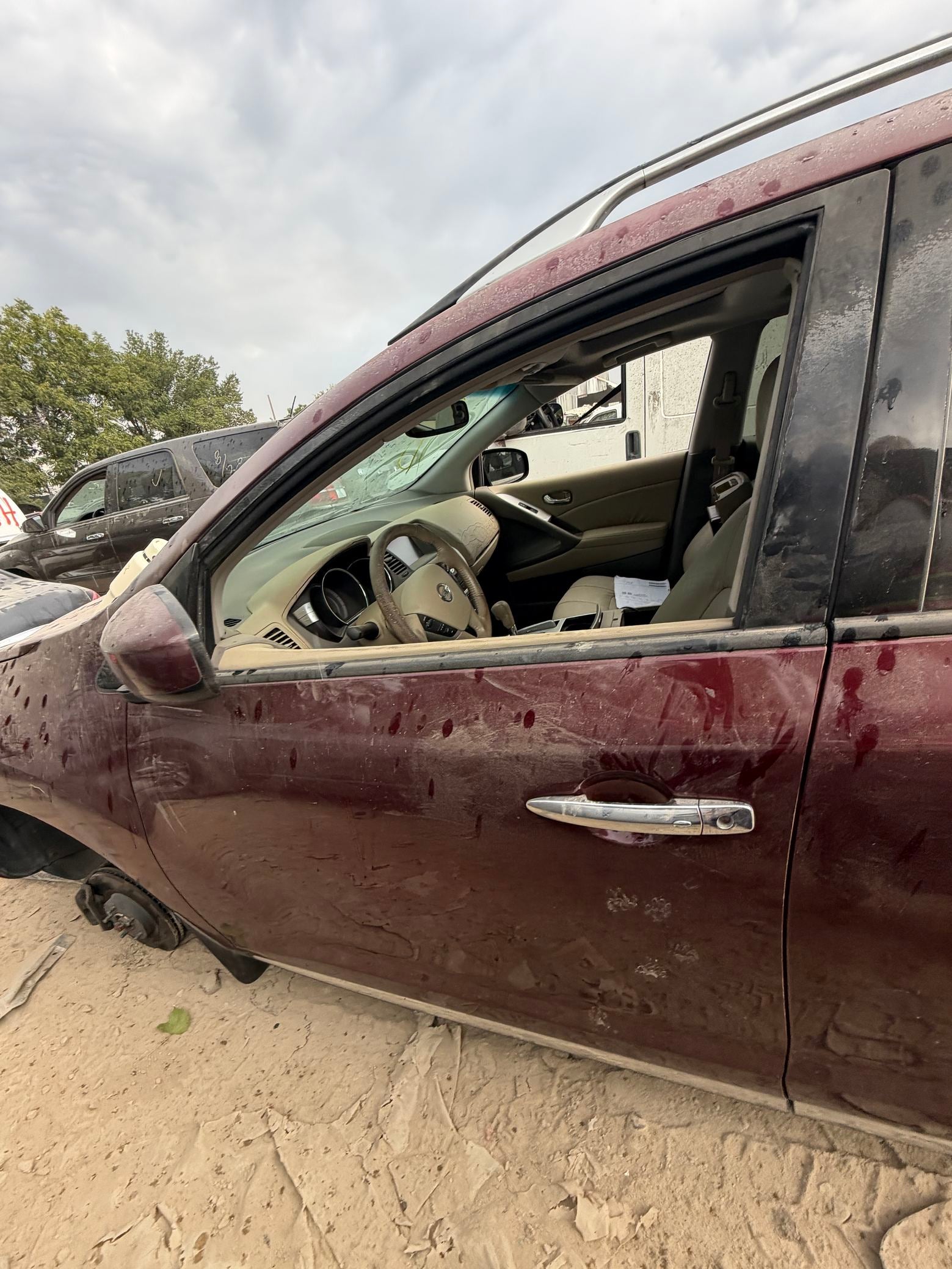 Brake Caliper Front Passenger Side 2009 - 2014 Nissan Murano