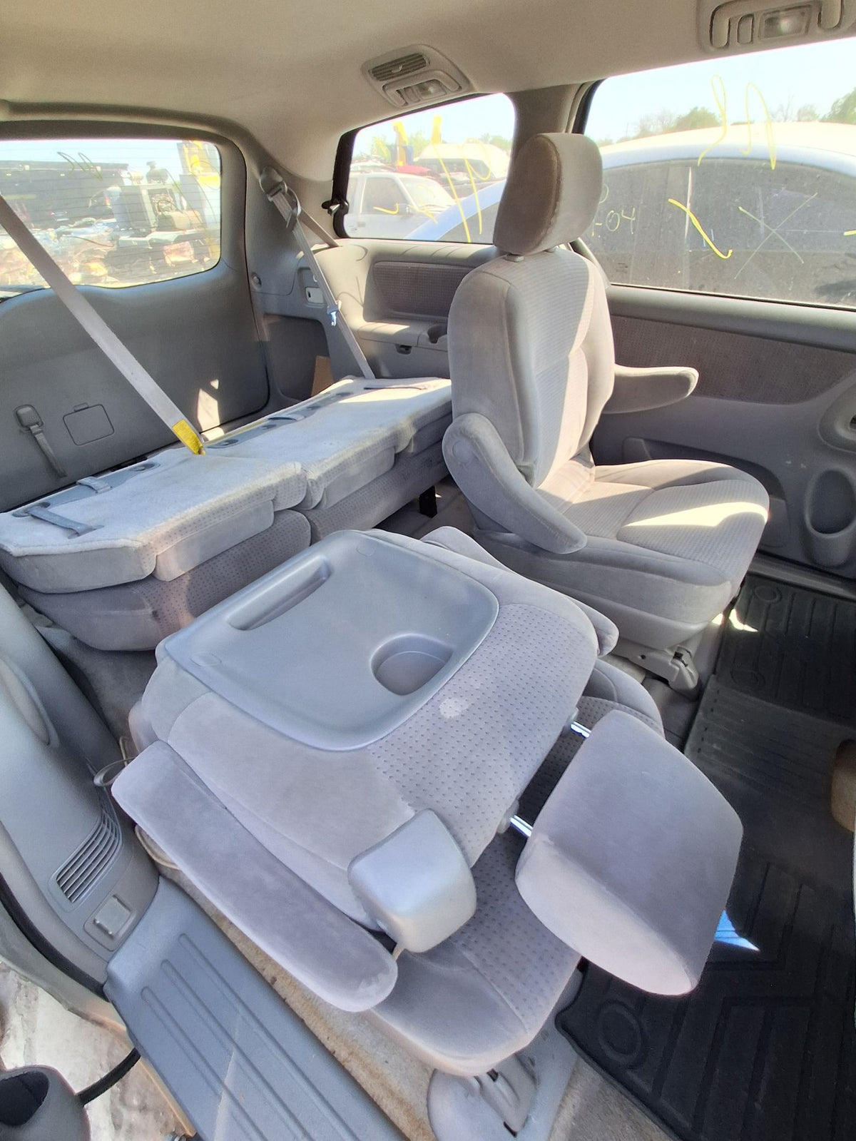 Bumper Cover Front 2004 - 2010 Toyota Sienna