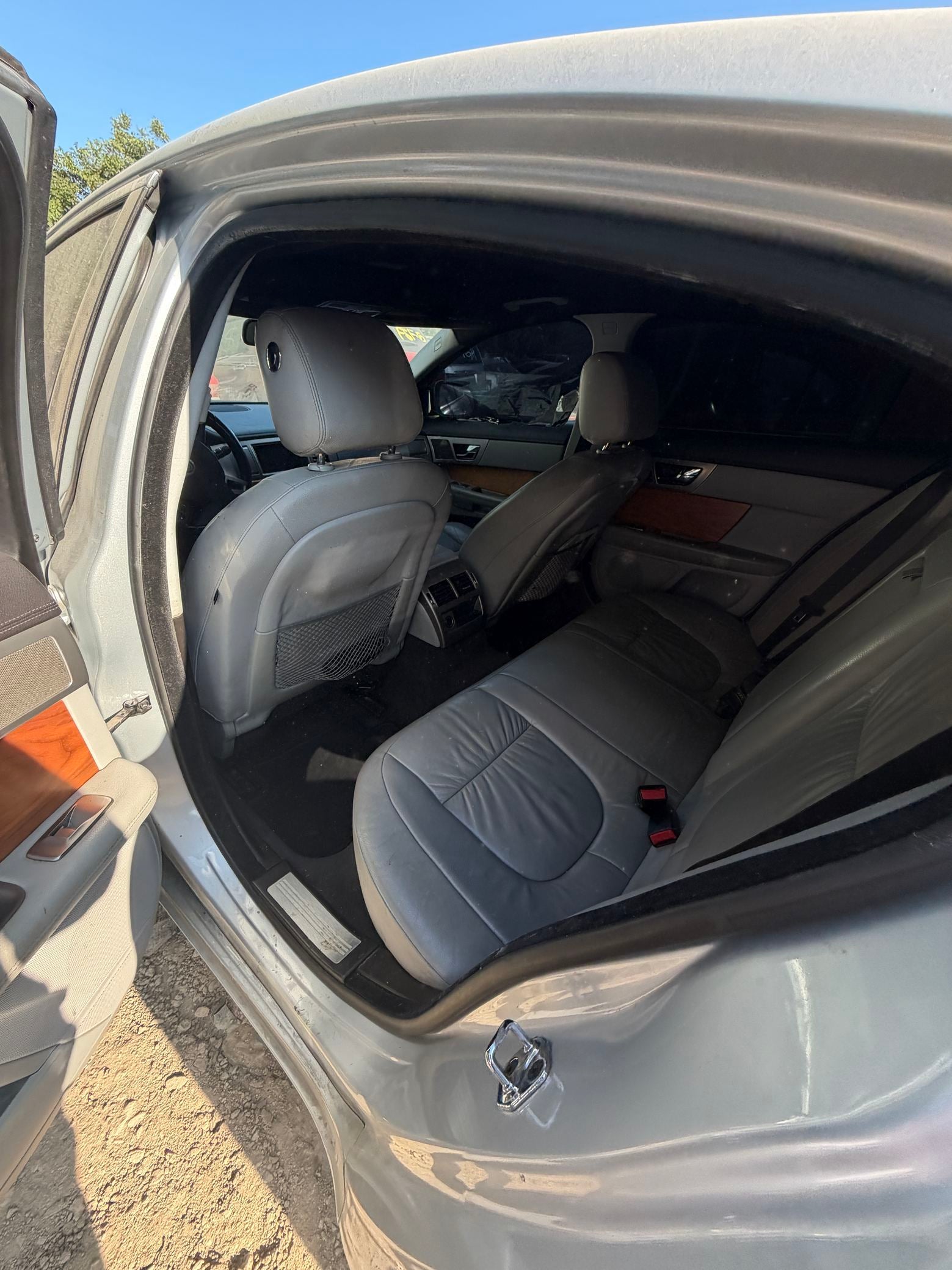 Exterior Door Handle Rear Passenger Side 2009 - 2015 Jaguar XF