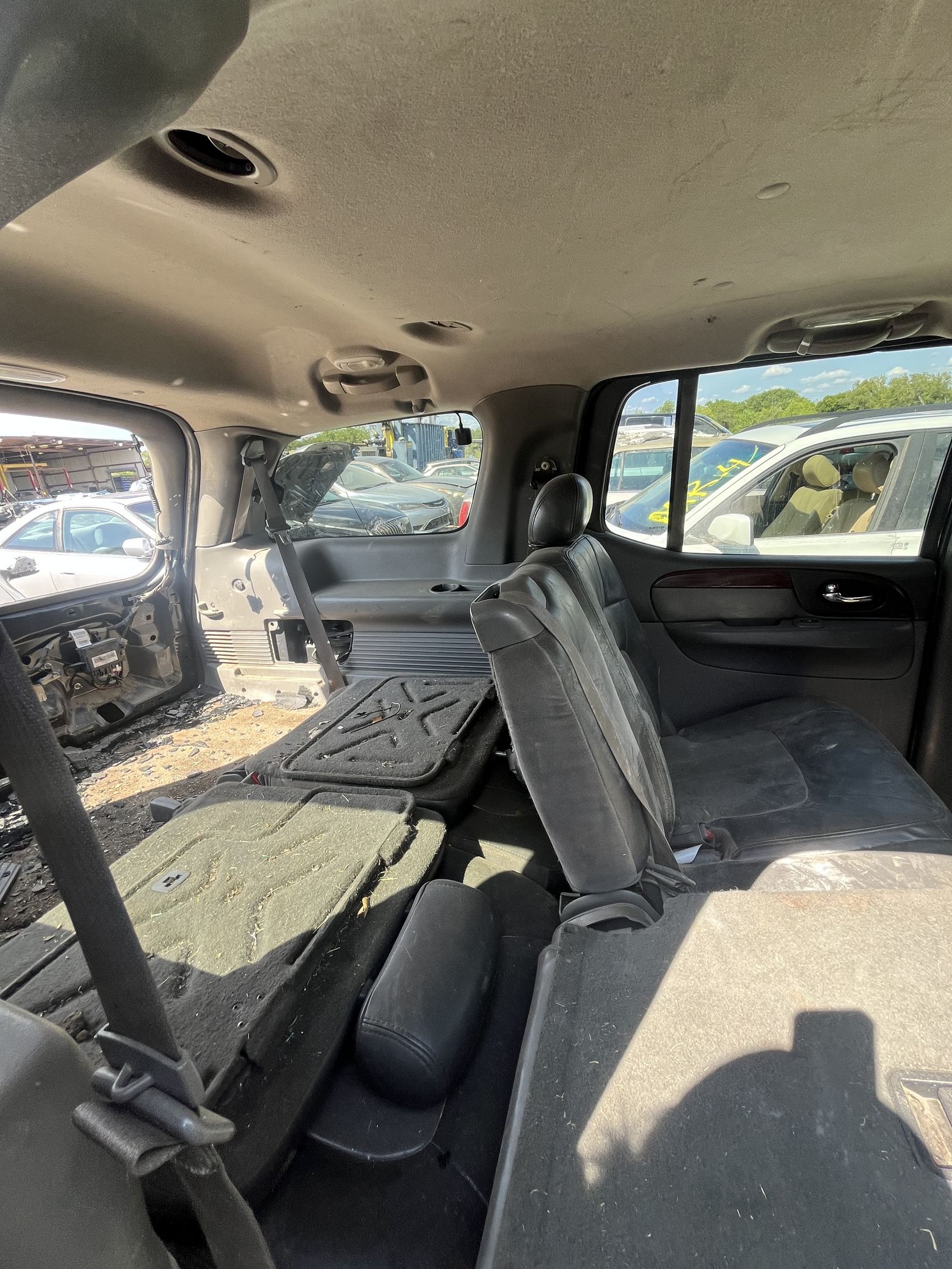 A/C Condenser 2002 - 2006 GMC Envoy XL