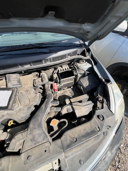 Center Console 2007 - 2011 Nissan Versa