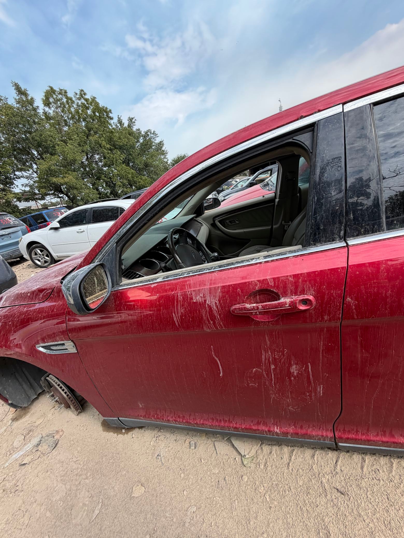 Tail Light Outer Driver Side 2010 - 2019 Ford Taurus
