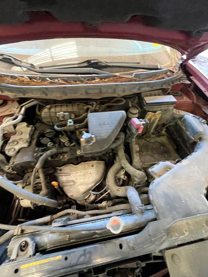 Door Trim Panel Front Passenger Side 2008 - 2013 Nissan Rogue