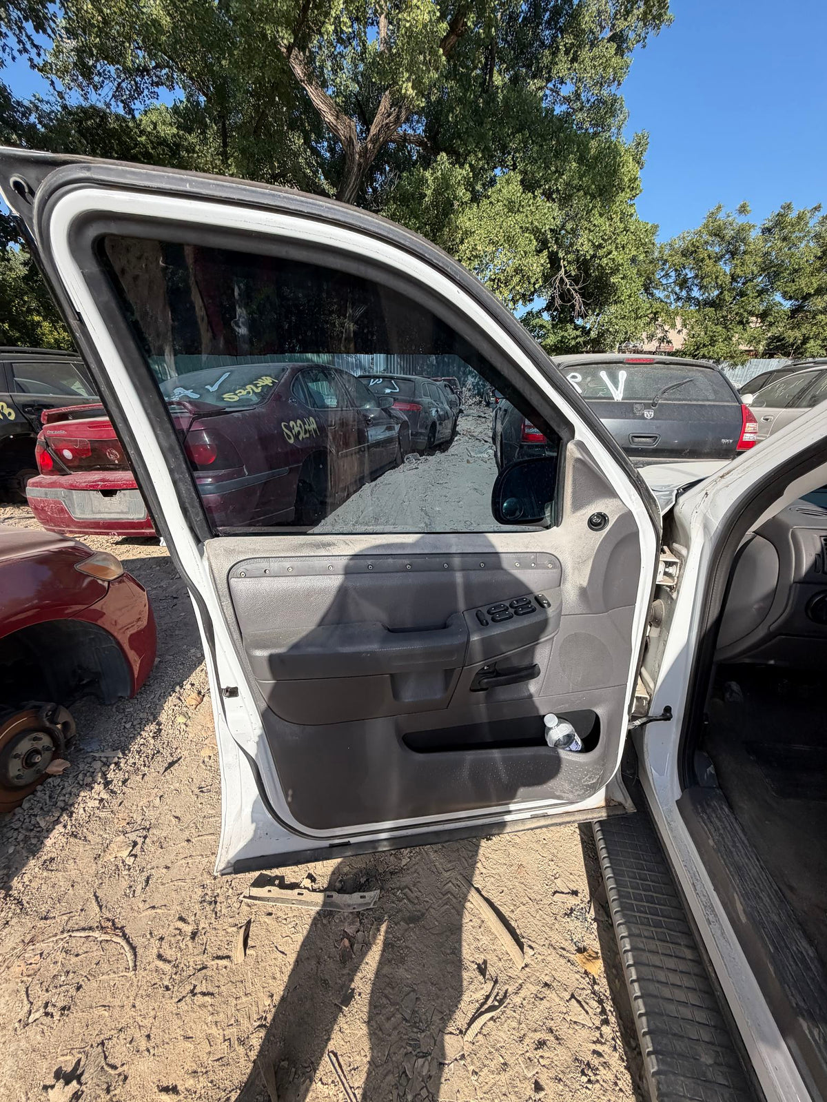 Dashboard 2002 - 2005 Ford Explorer