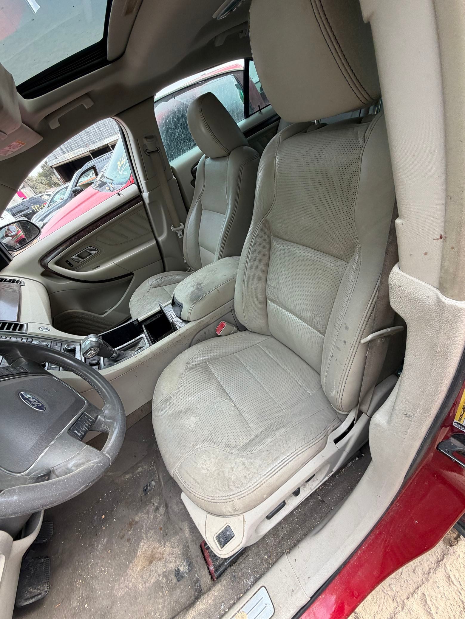 Tail Light Outer Driver Side 2010 - 2019 Ford Taurus