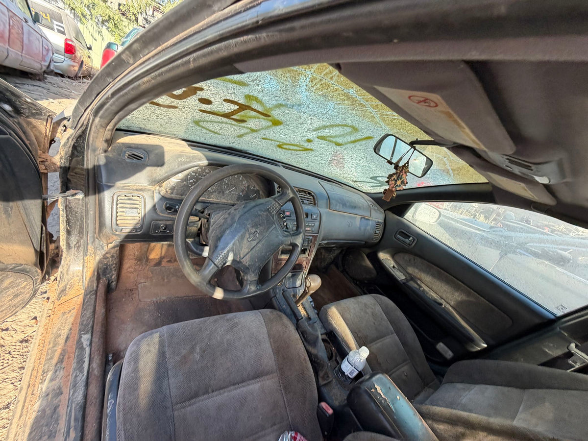 Window Regulator Rear Driver Side 1995 - 1999 Nissan Maxima