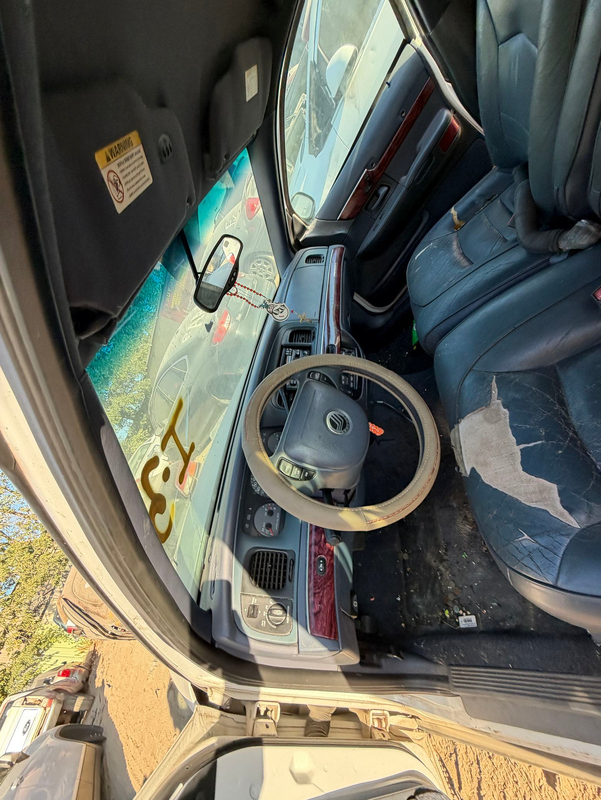 Door Window Glass Front Passenger Side 1998 - 2002 Mercury Grand Marquis