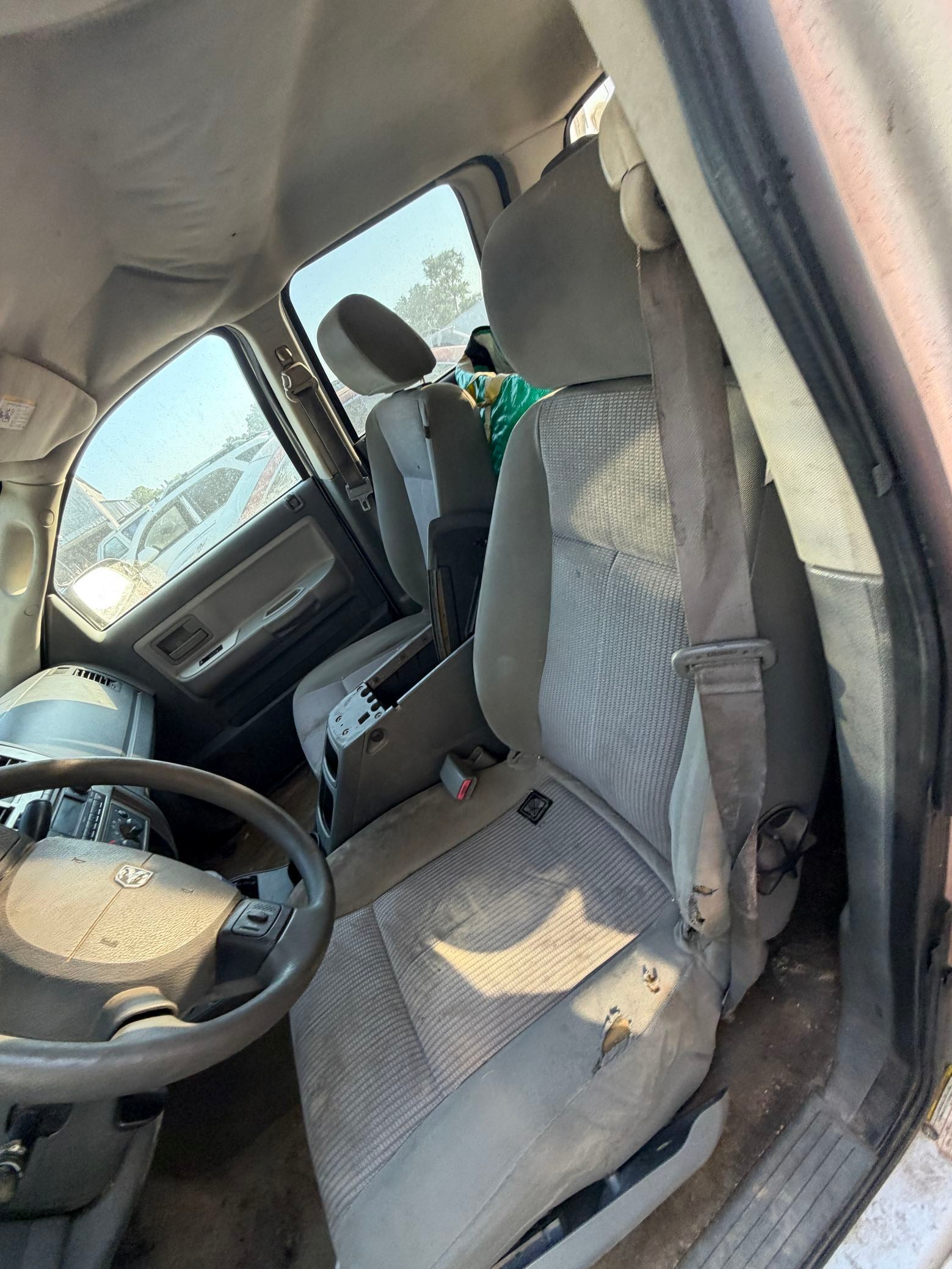 Door Window Glass Front Passenger Side 2005 - 2011 Dodge Dakota