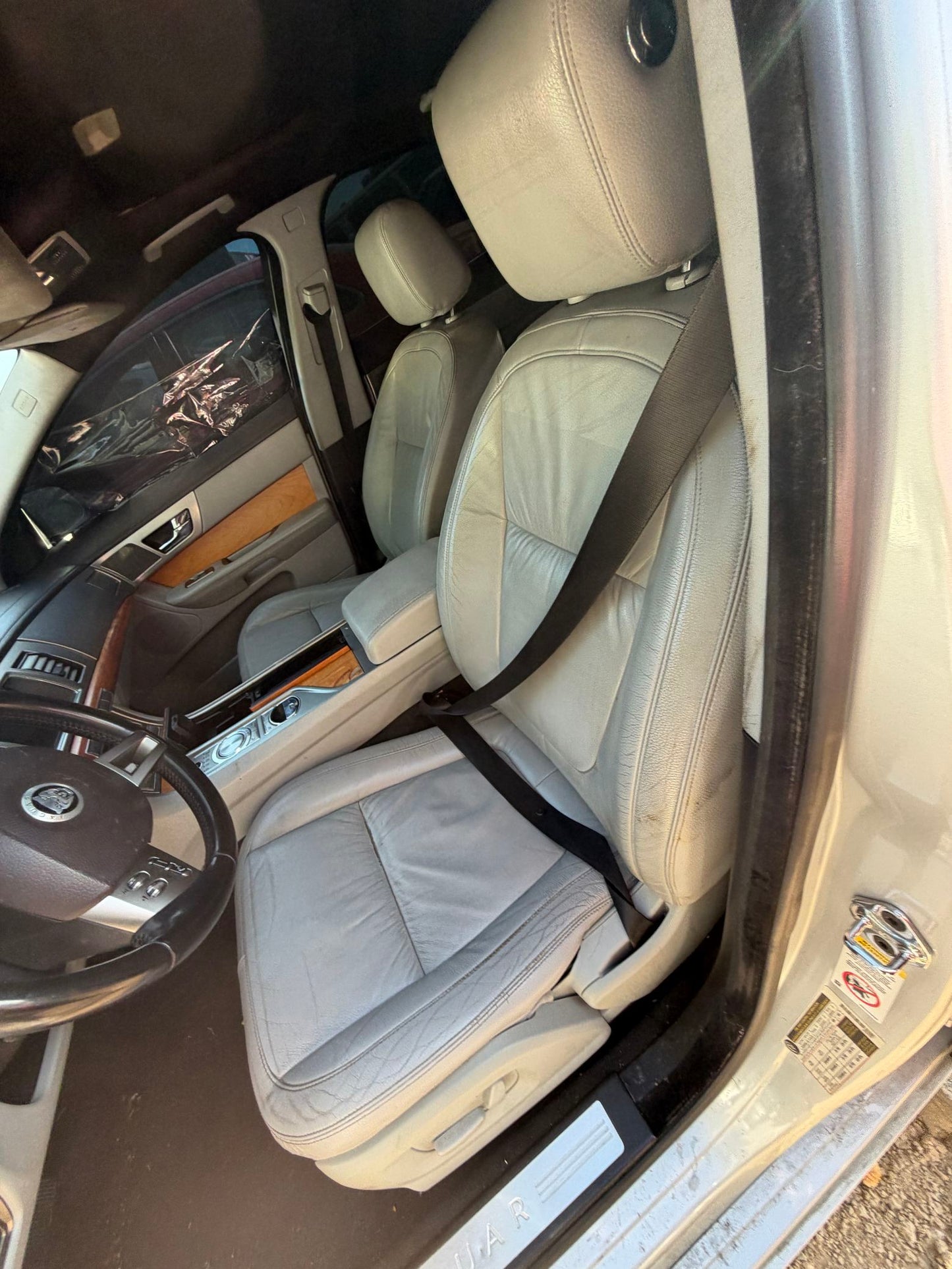 Window Regulator Front Passenger Side 2009 - 2015 Jaguar XF