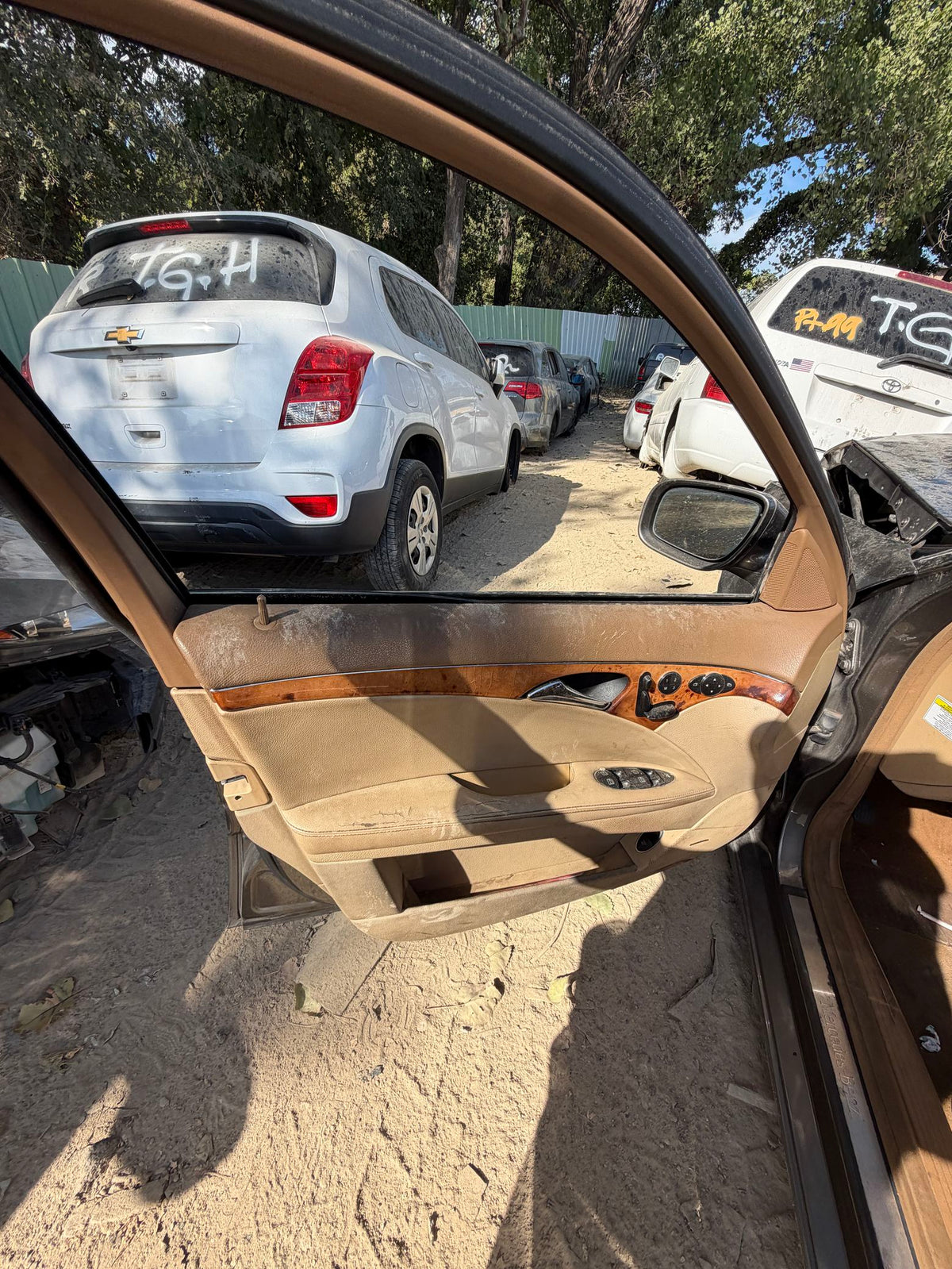 Center Console Assembly 2003 - 2009 Mercedes-Benz E-Class