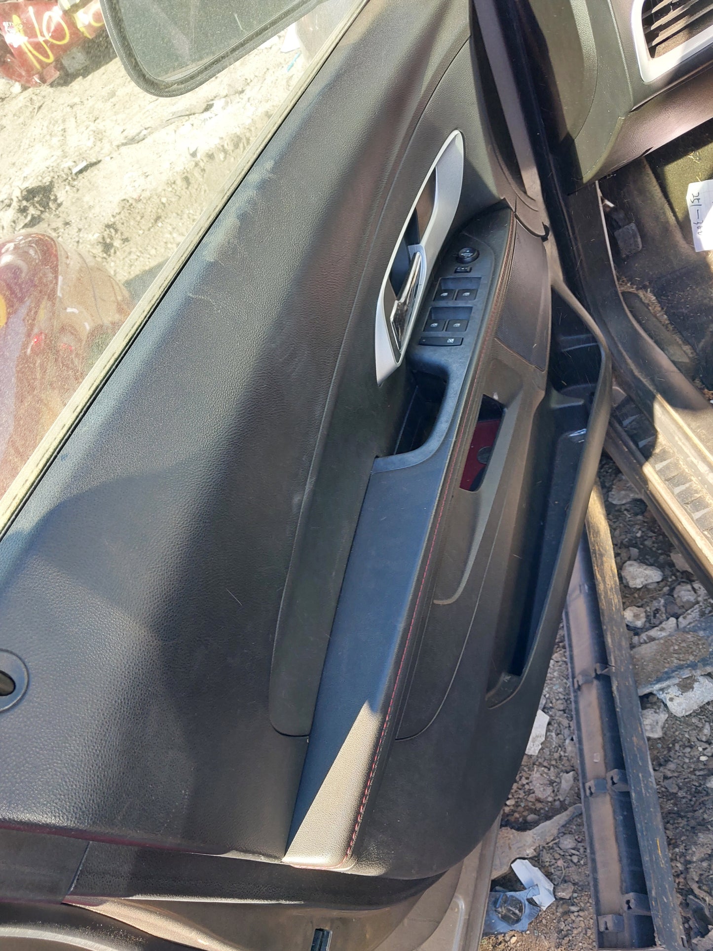 2011 CHEVY EQUINOX - STOCK # M18178