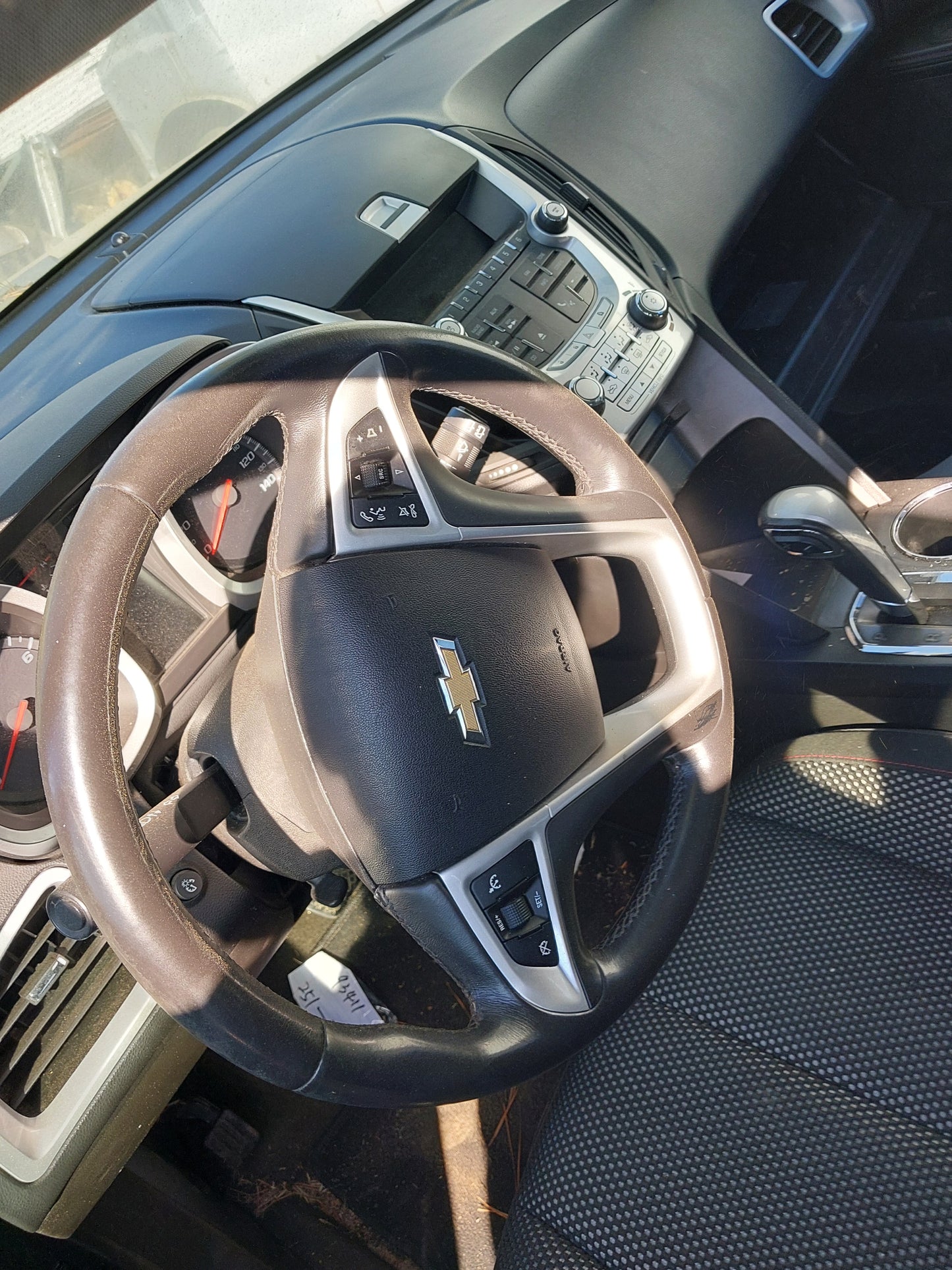 2011 CHEVY EQUINOX - STOCK # M18178