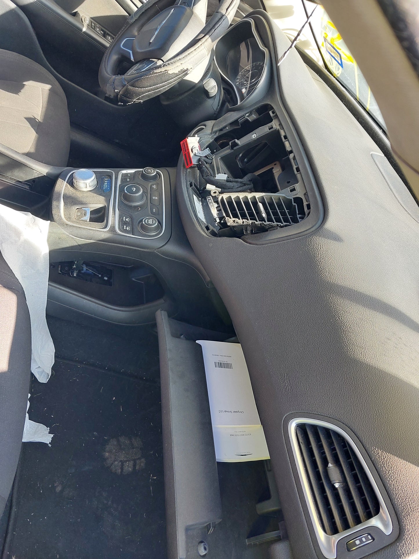 2015 CHRYSLER 200 - STOCK # M18176