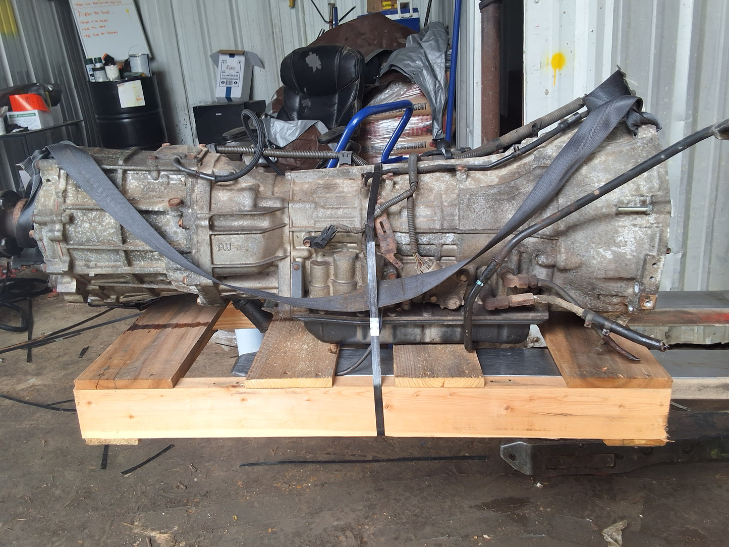 2003-2005 TOYOTA 4RUNNER - AUTOMATIC TRANSMISSION -#M18998