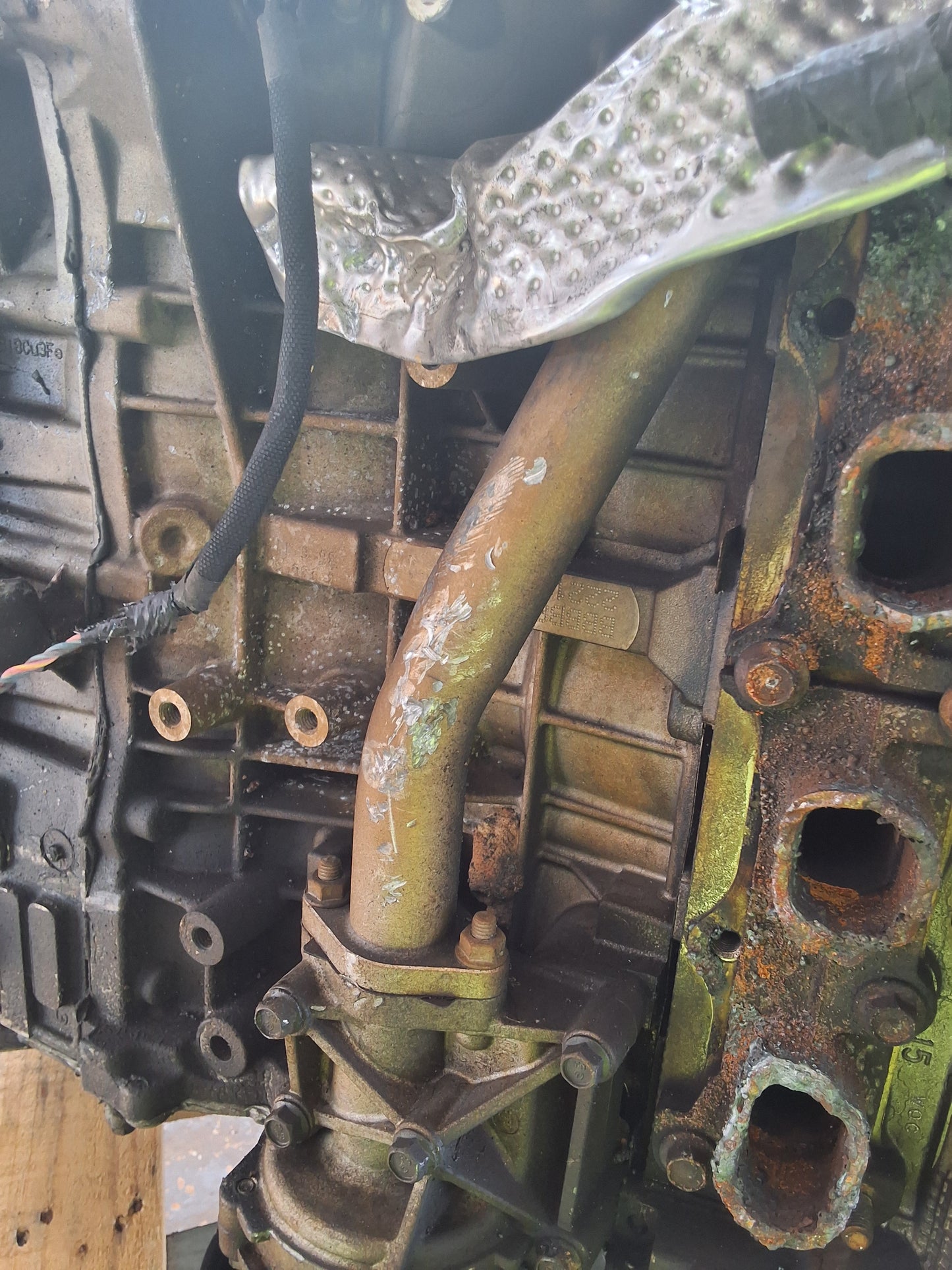 2010-2014 DODGE AVENGER  -  2.4 L ENGINE - #M19048