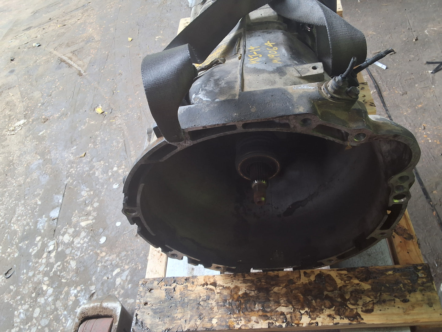2010-2012 Hyundai Genesis - Transmission -#M19064