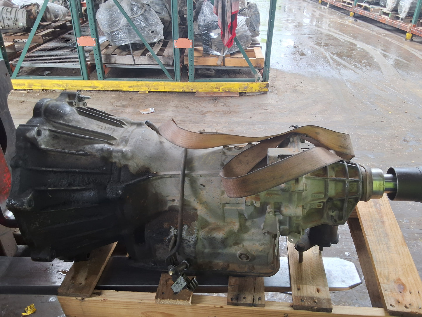 2005 NISSAN TITAN  -  AUTOMATIC TRANSMISSION - #M19027