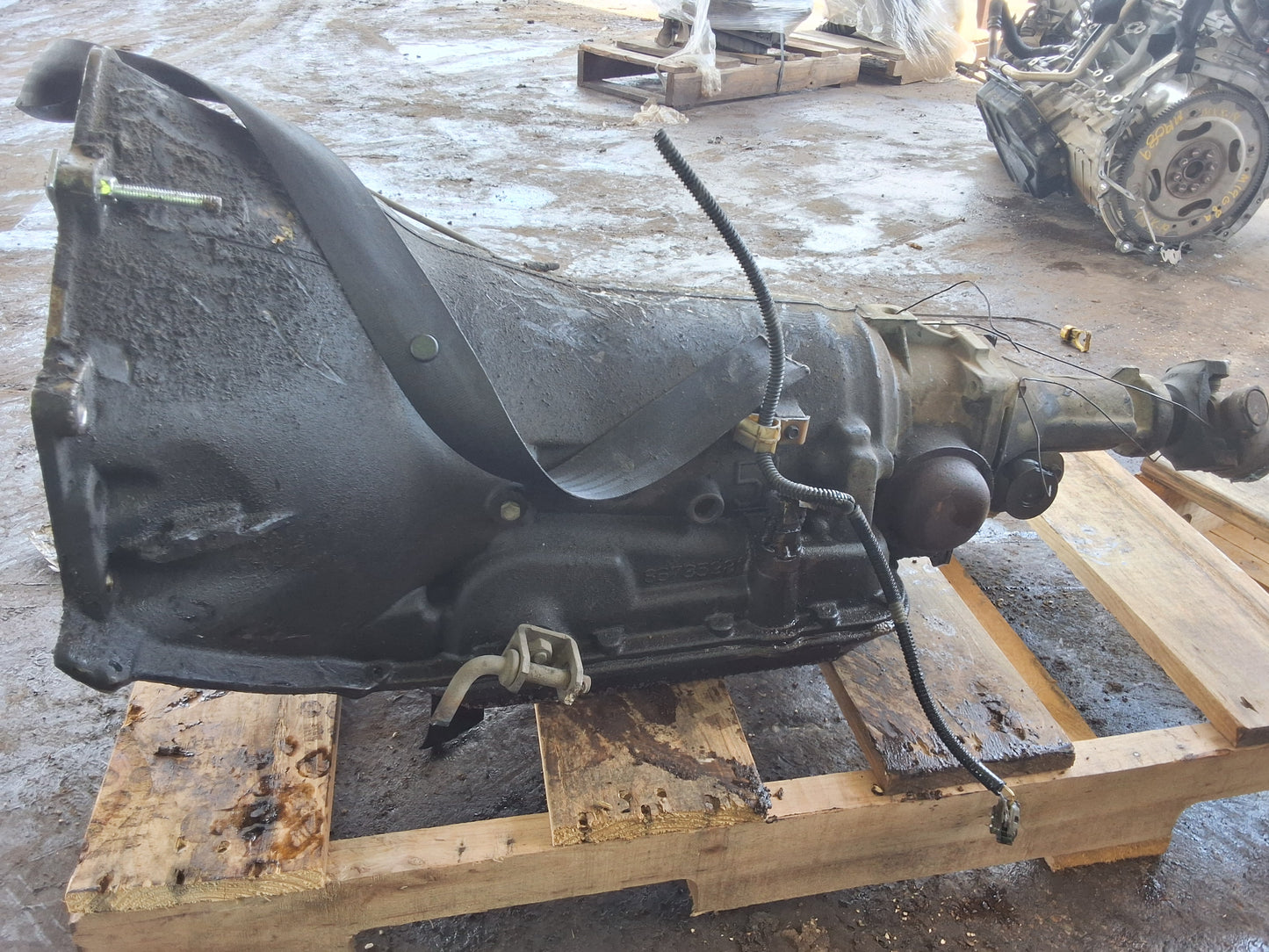1991-1993 BUICK ROADMASTER  -  AUTOMATIC TRANSMISSION - #M19043