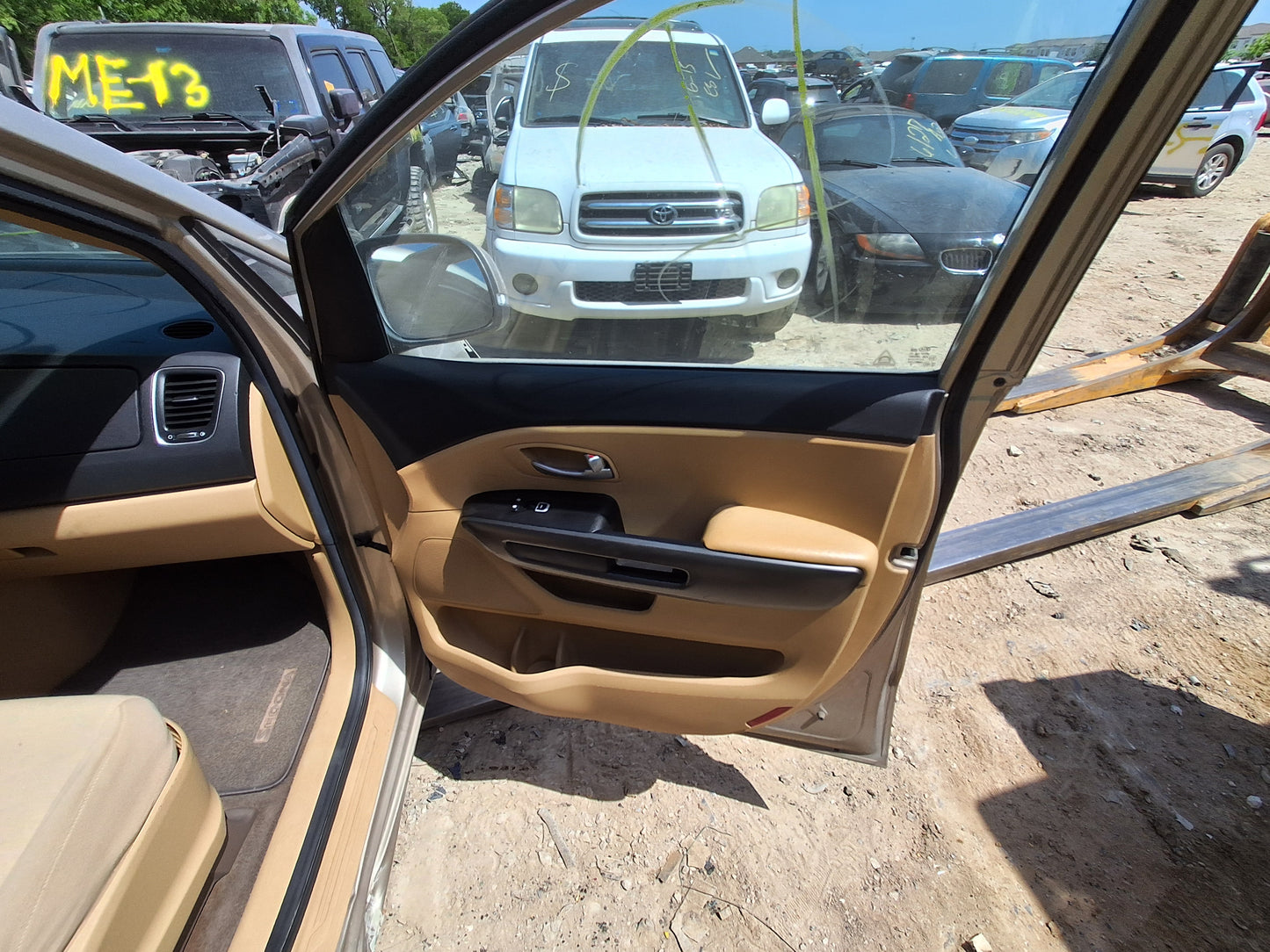 2015-2018 Kia Sedona - Stock #: M19284