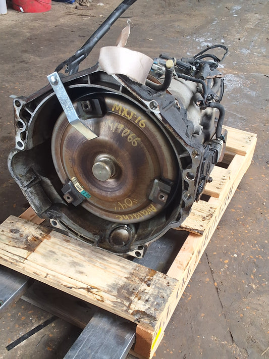 2004-2006 CHEVROLET AVALANCHE  - AUTOMATIC TRANSMISSION -#M19066