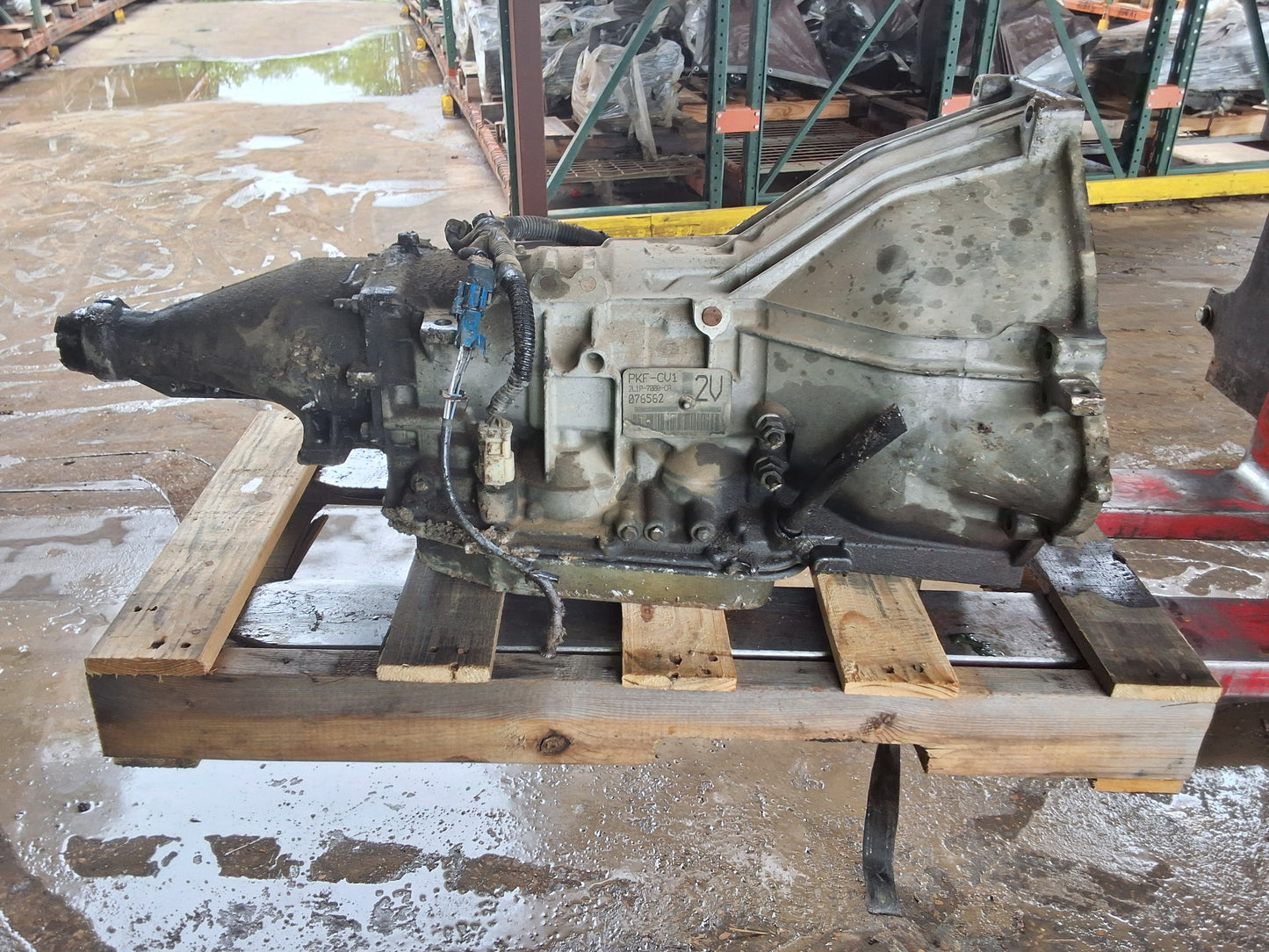 2003 FORD EXPEDITION  -  AUTOMATIC TRANSMISSION - #M19158