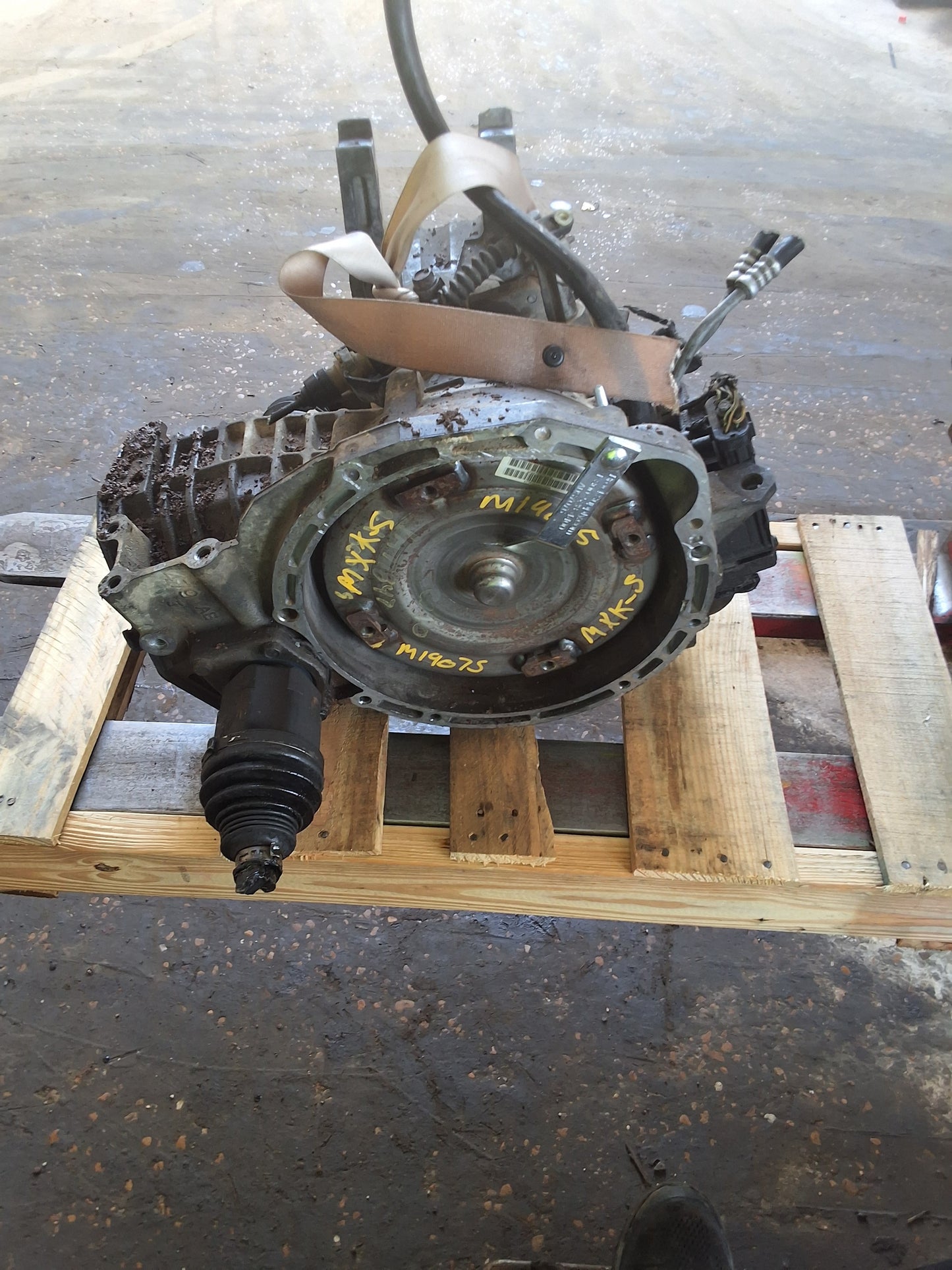 2009-2014 CHRYSLER SEBRING  -  AUTOMATIC TRANSMISSION - #M19075