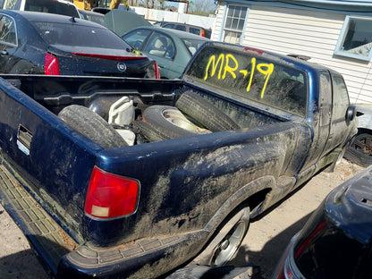 1998 Chevrolet S10 - Stock #: M18749 - MR-19