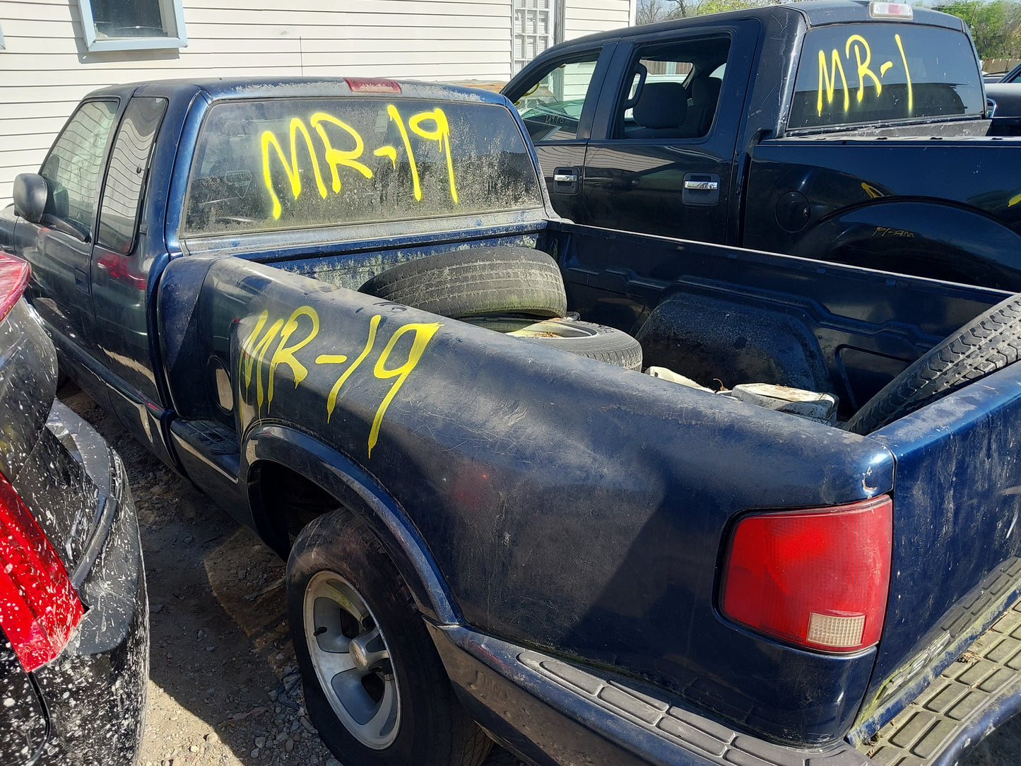 1998 Chevrolet S10 - Stock #: M18749 - MR-19